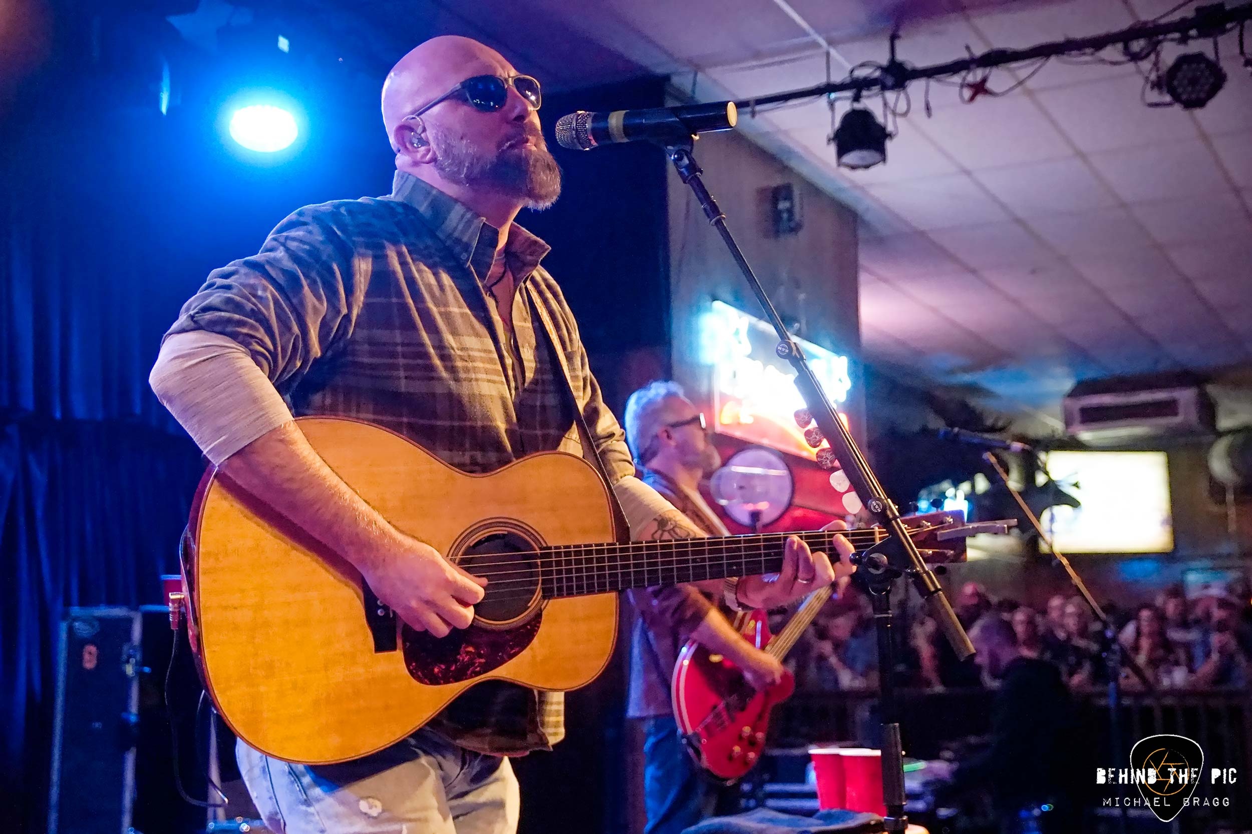 Corey Smith at The Blind Horse Saloon Behind The Pic 2500x1670