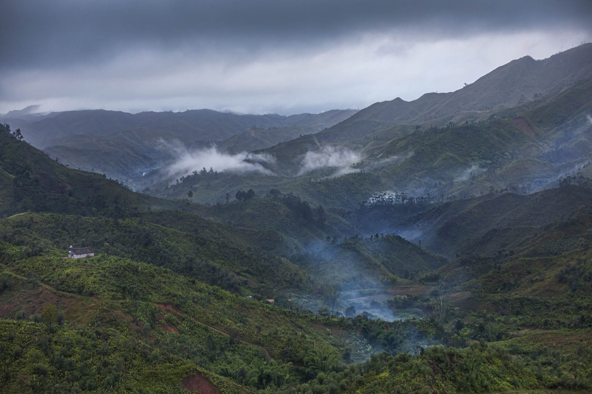 Biodiversity in Madagascar, Conservation Efforts, Environmental Guardians, Yves Rocher Foundation, 1920x1280 HD Desktop