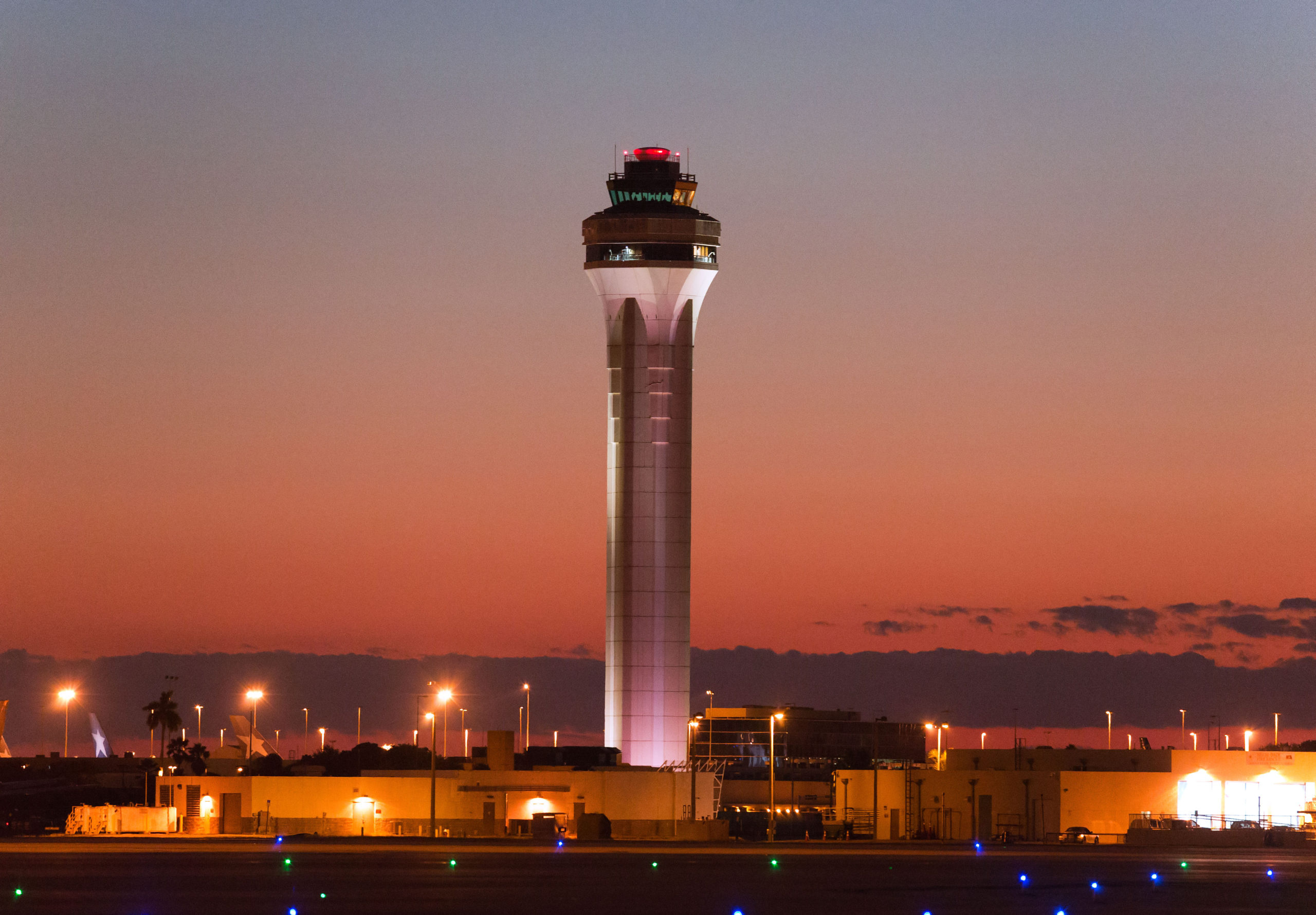 Miami International Airport, Mia Qognify, Safeguarding your world, 2560x1780 HD Desktop