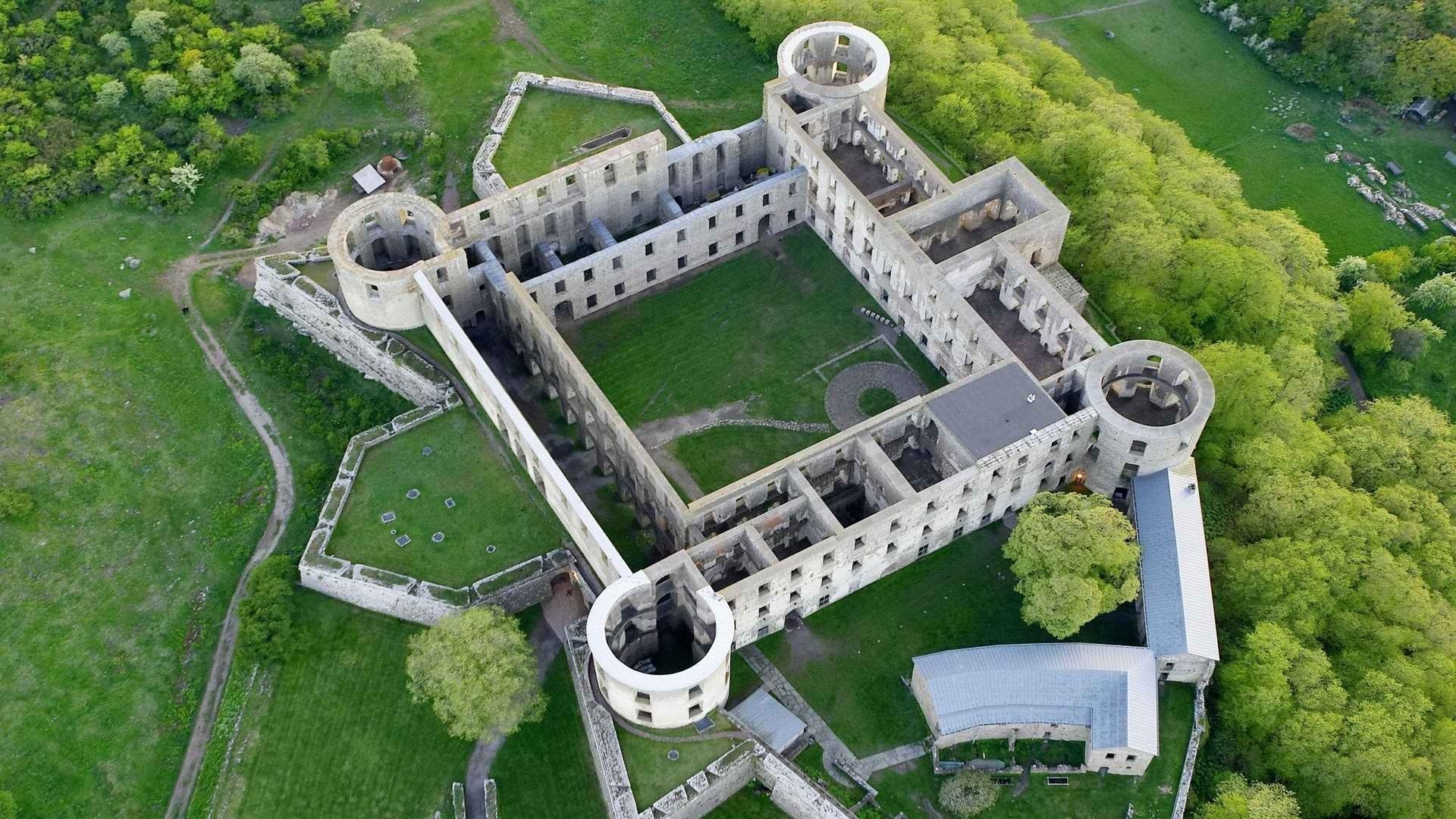 Oland ruins, Swedish castle, HD backgrounds, Architectural beauty, 1920x1080 Full HD Desktop