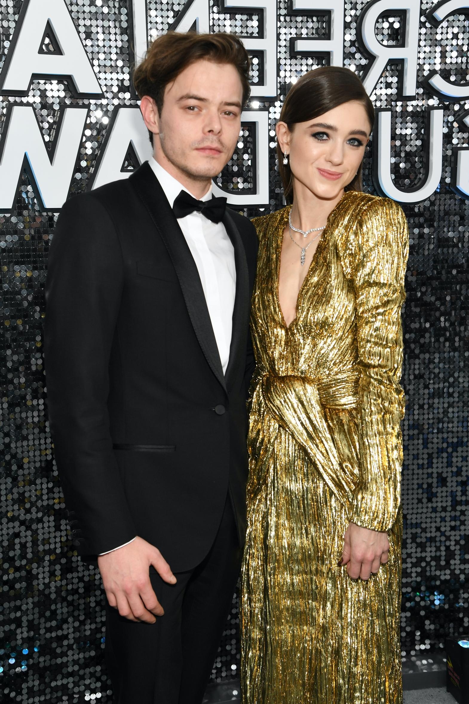 Charlie Heaton, TV shows, Natalia Dyer, Relationship, 1570x2360 HD Phone