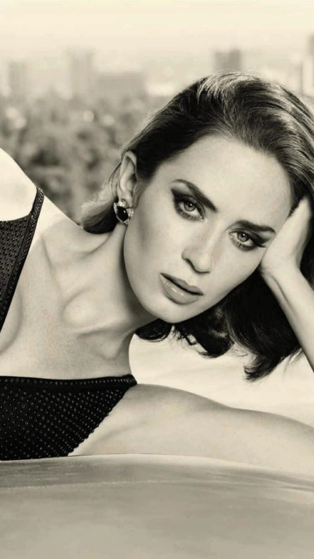 Emily Blunt, Movies, Actress, Mobile wallpapers, 1080x1920 Full HD Phone