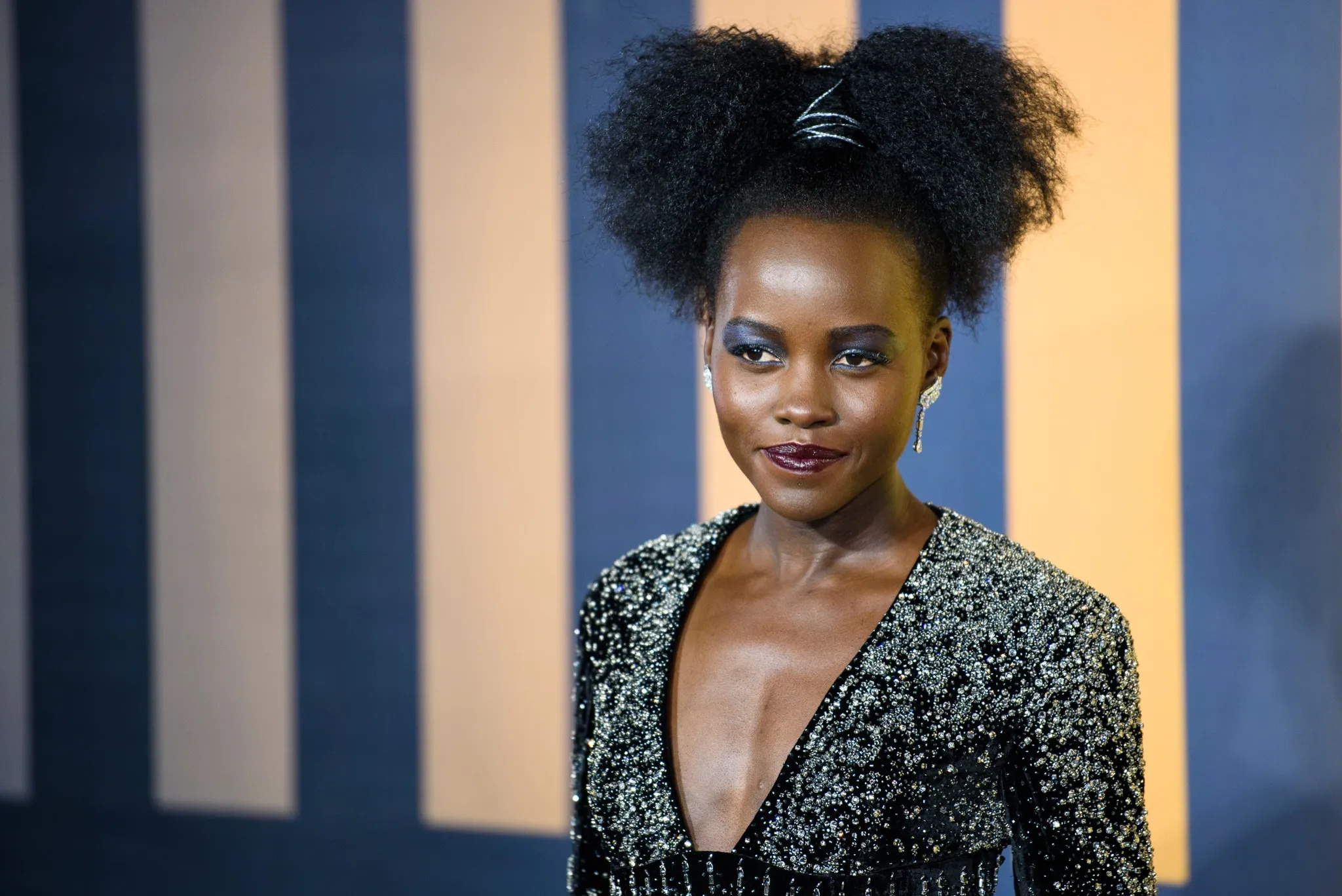 Lupita Nyong'o, Best Looks, Fashion Moments, 2050x1370 HD Desktop