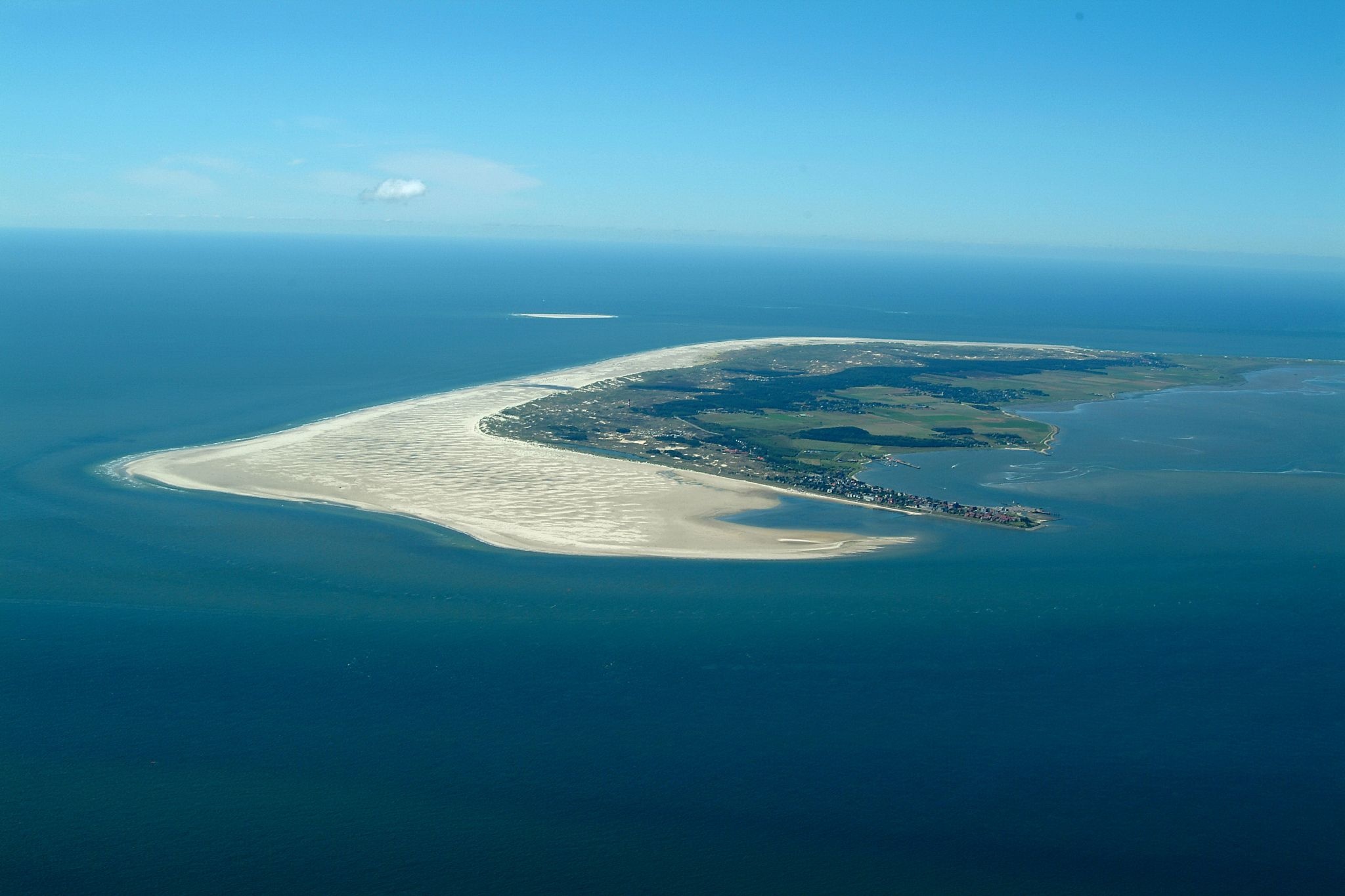 Amrum Island, Germany, North Sea views, Travel inspiration, 2050x1370 HD Desktop