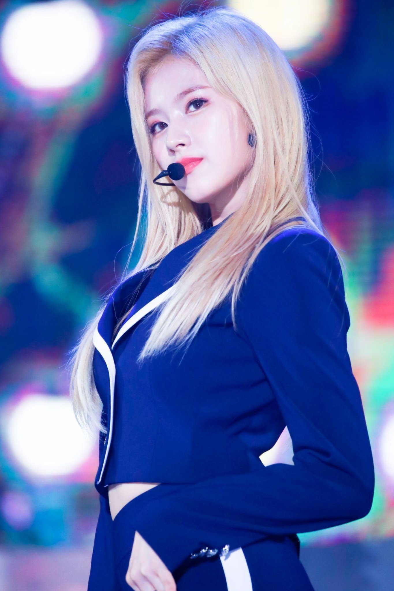 Sana, K-pop trends, Sana ideas 2022, Twice Sana, 1370x2050 HD Phone