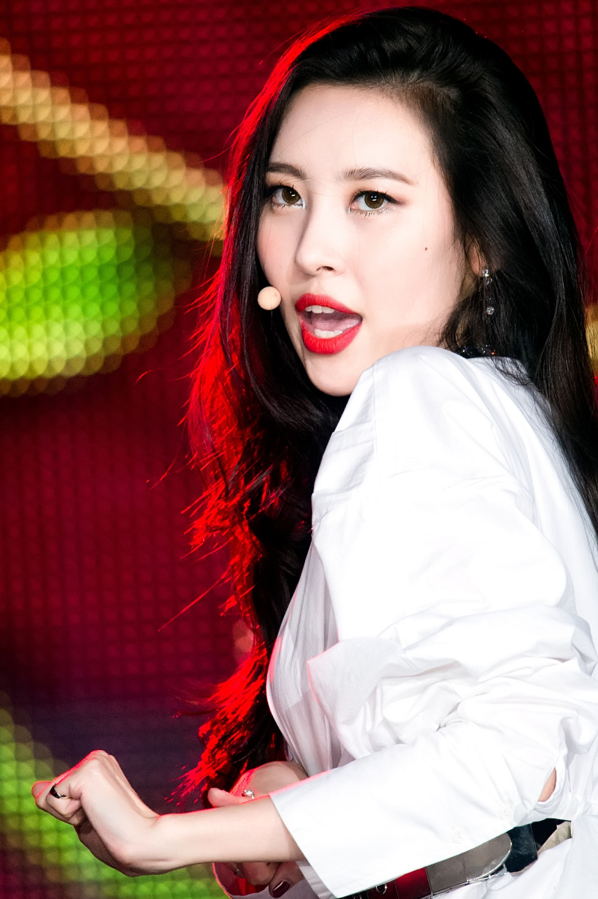 Sunmi, 2017 Korea Music Festival, 2000x3010 HD Phone