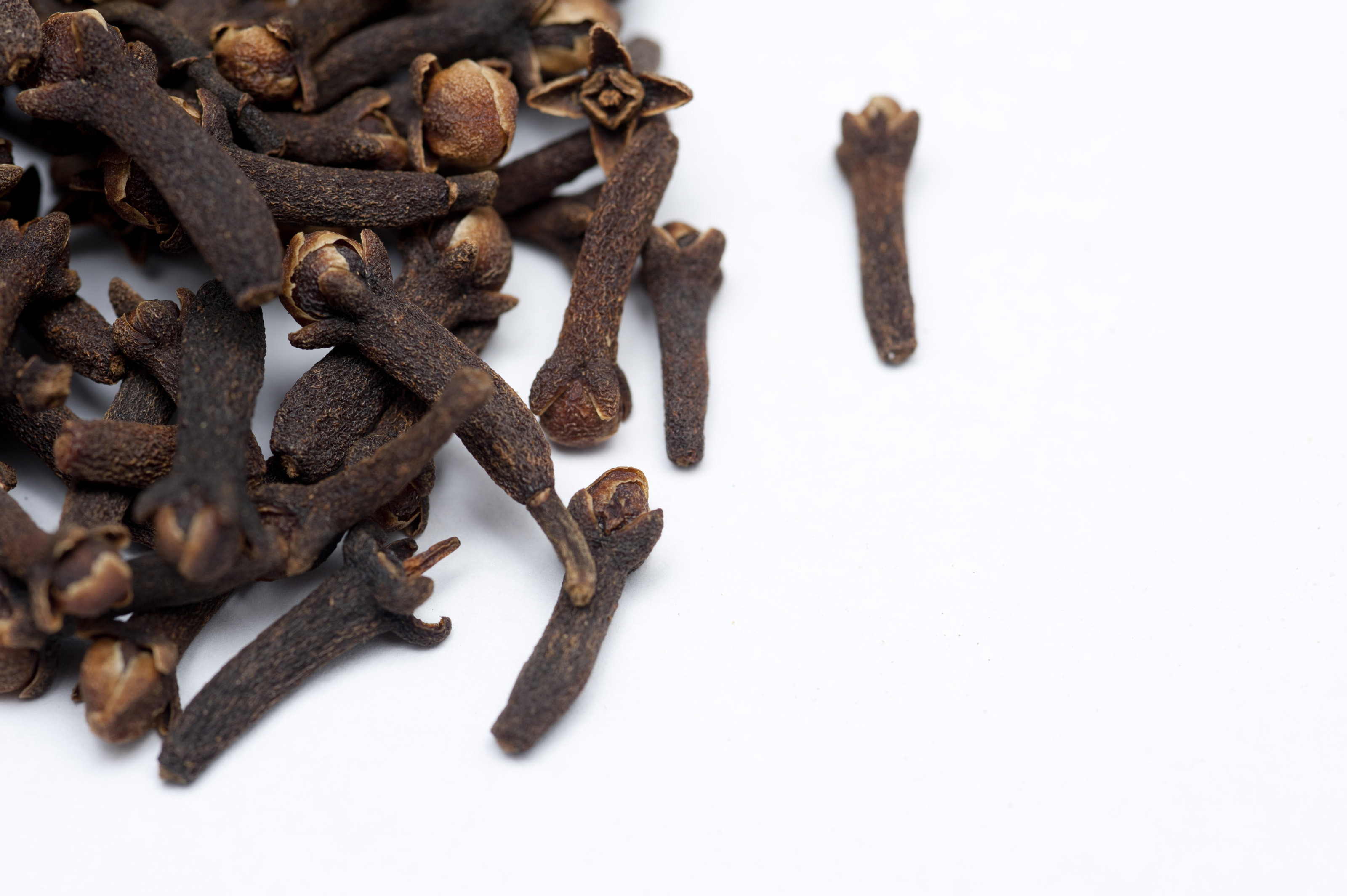 Cloves wonderland, Spice-filled wallpapers, Aromatic delight, Flavourful paradise, 3200x2130 HD Desktop