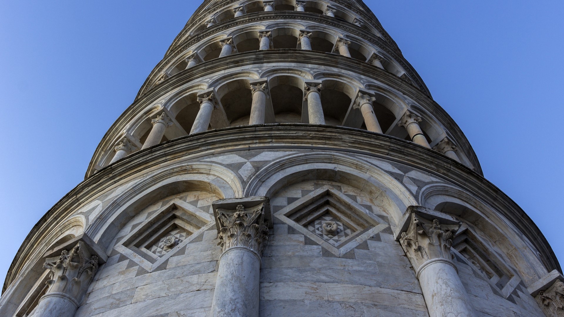 Leaning tower perspective, Italy spotlight images, 1920x1080 Full HD Desktop