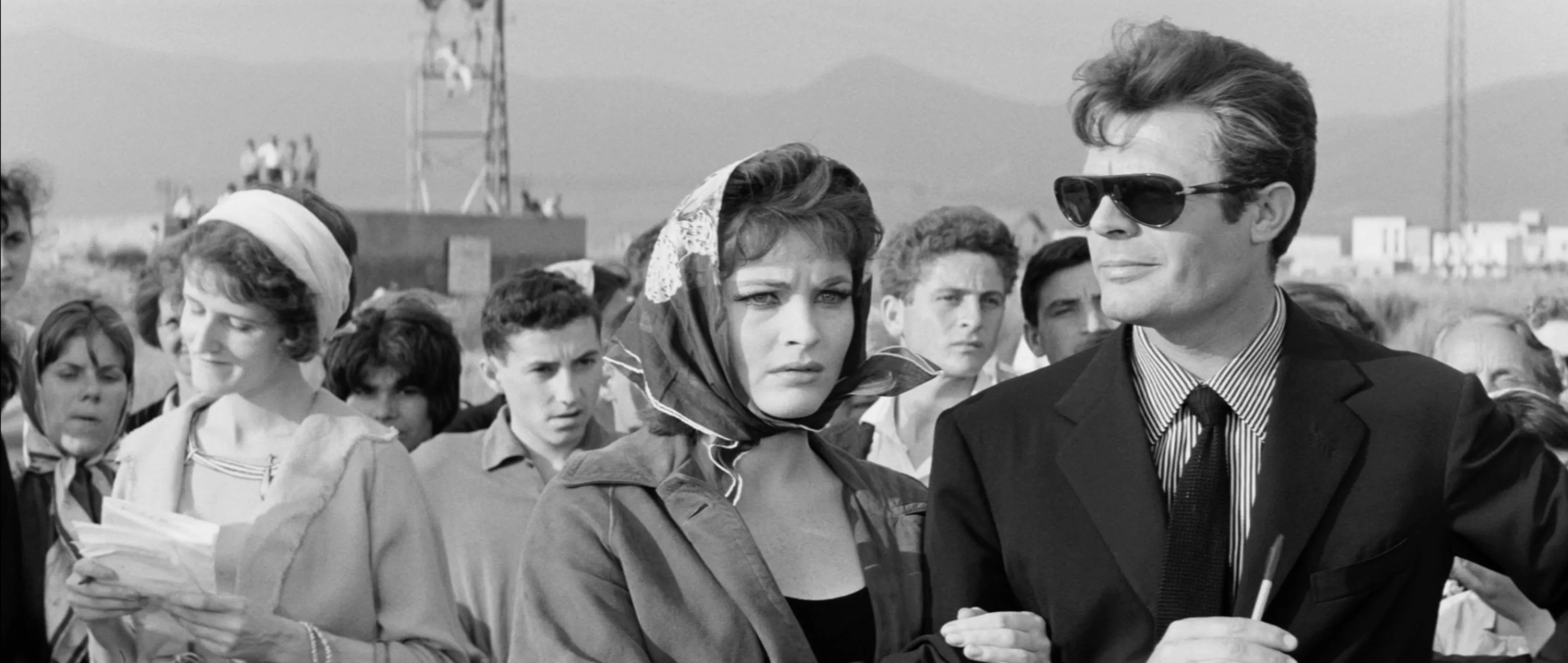 Marcello Mastroianni, Black suit, BAMF Style, La Dolce Vita, 3360x1430 Dual Screen Desktop