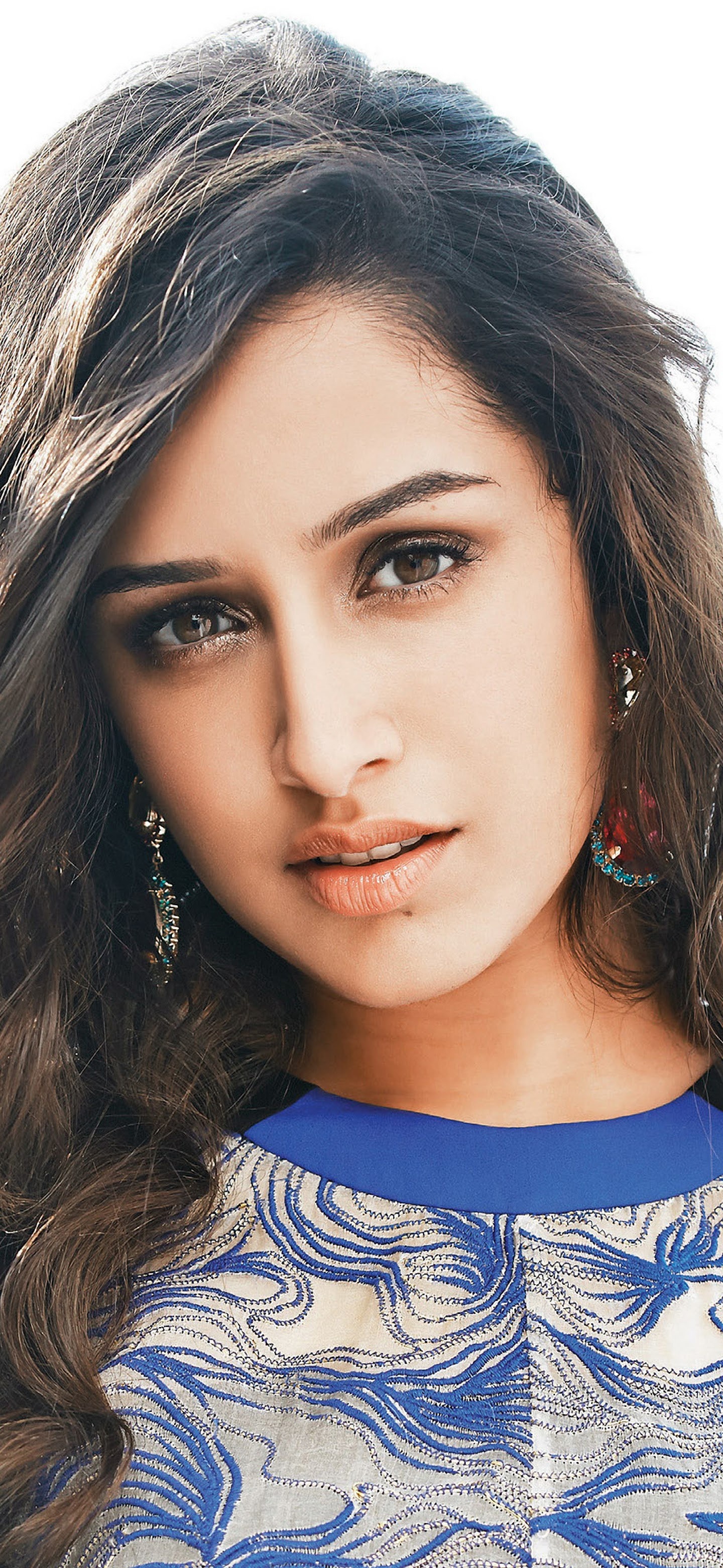 Shraddha Kapoor, Blue embroidered top, Dangling beaded earrings, HD Phone wallpaper