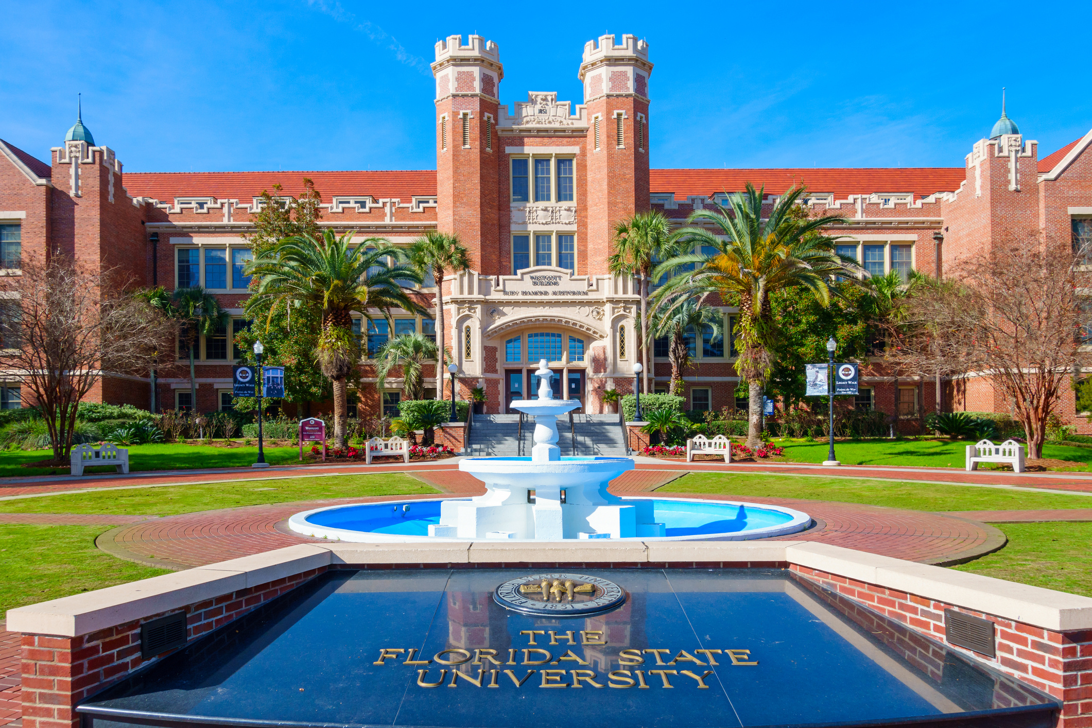 Student Apartments, Tallahassee, FL, The Social, 2130x1420 HD Desktop