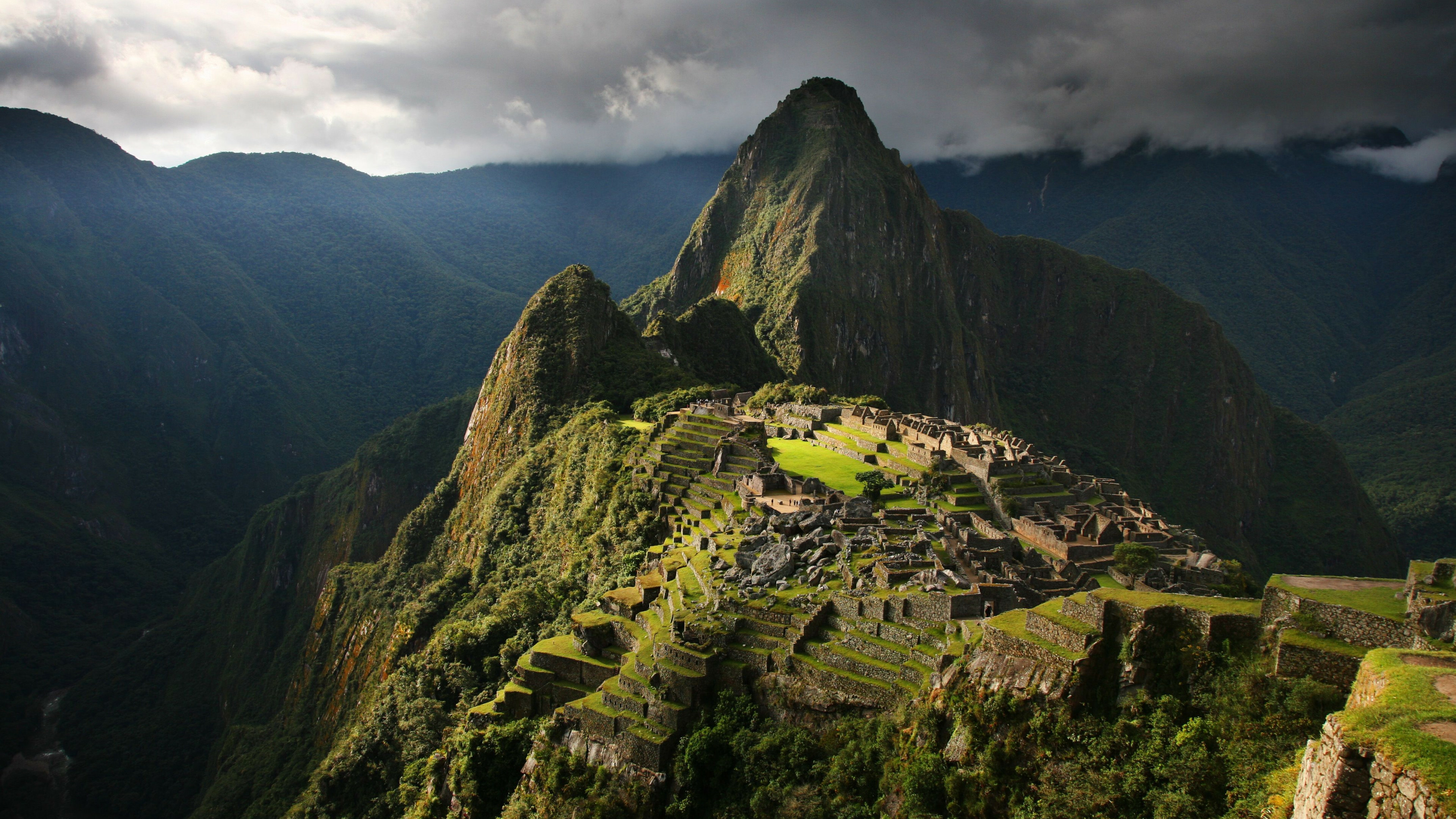 Machu Picchu travels, Green mountain peak, 3840x2160 4K Desktop