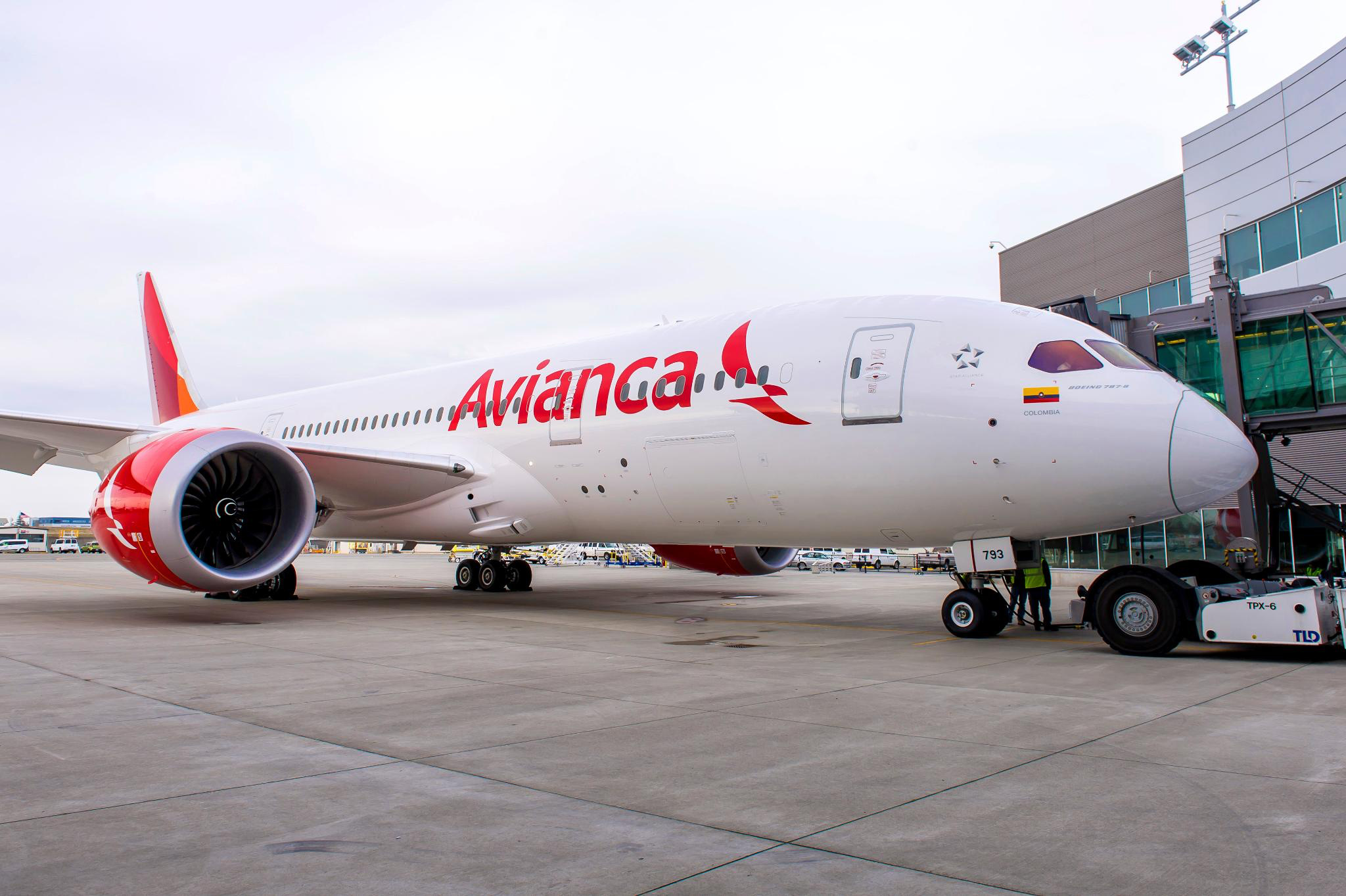 Avianca Dreamliner Boeing, Aviation, Travels, 2050x1370 HD Desktop