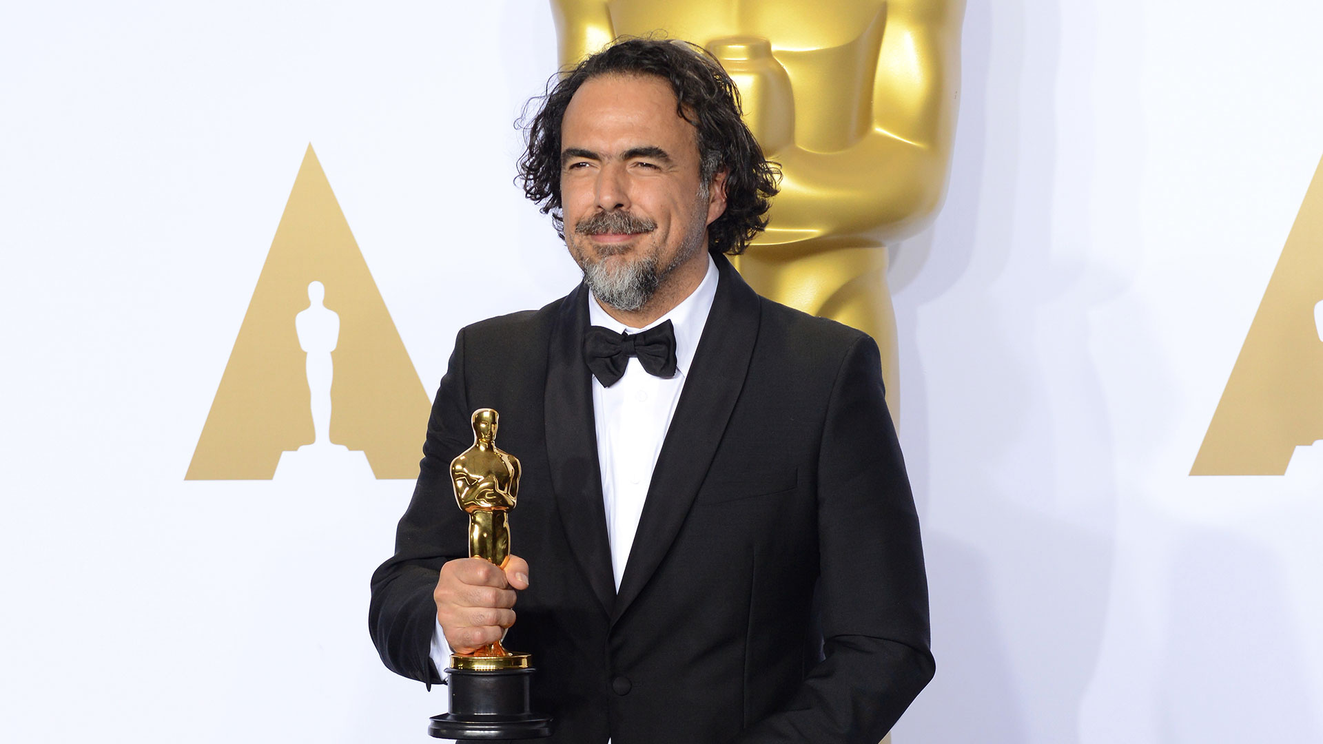 Gonzalez Inarritu, Cannes statement, Palm d'Or award, Infobae publication, 1920x1080 Full HD Desktop