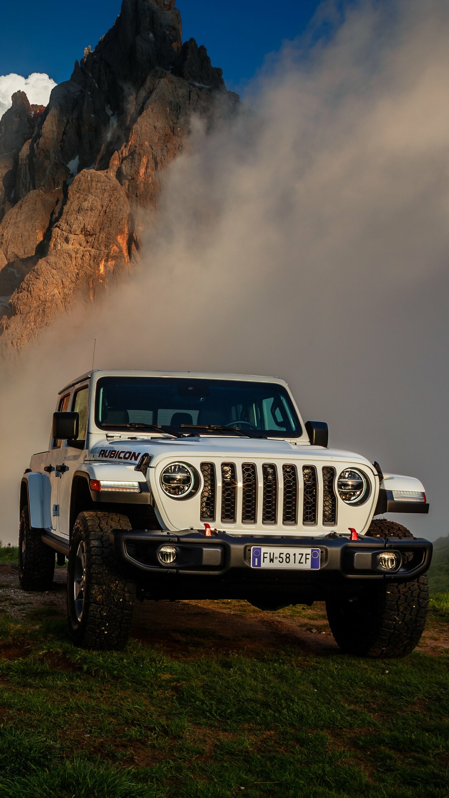 Jeep Wrangler Auto, Gladiator vehicles, Rugged performance, 1440x2560 HD Phone