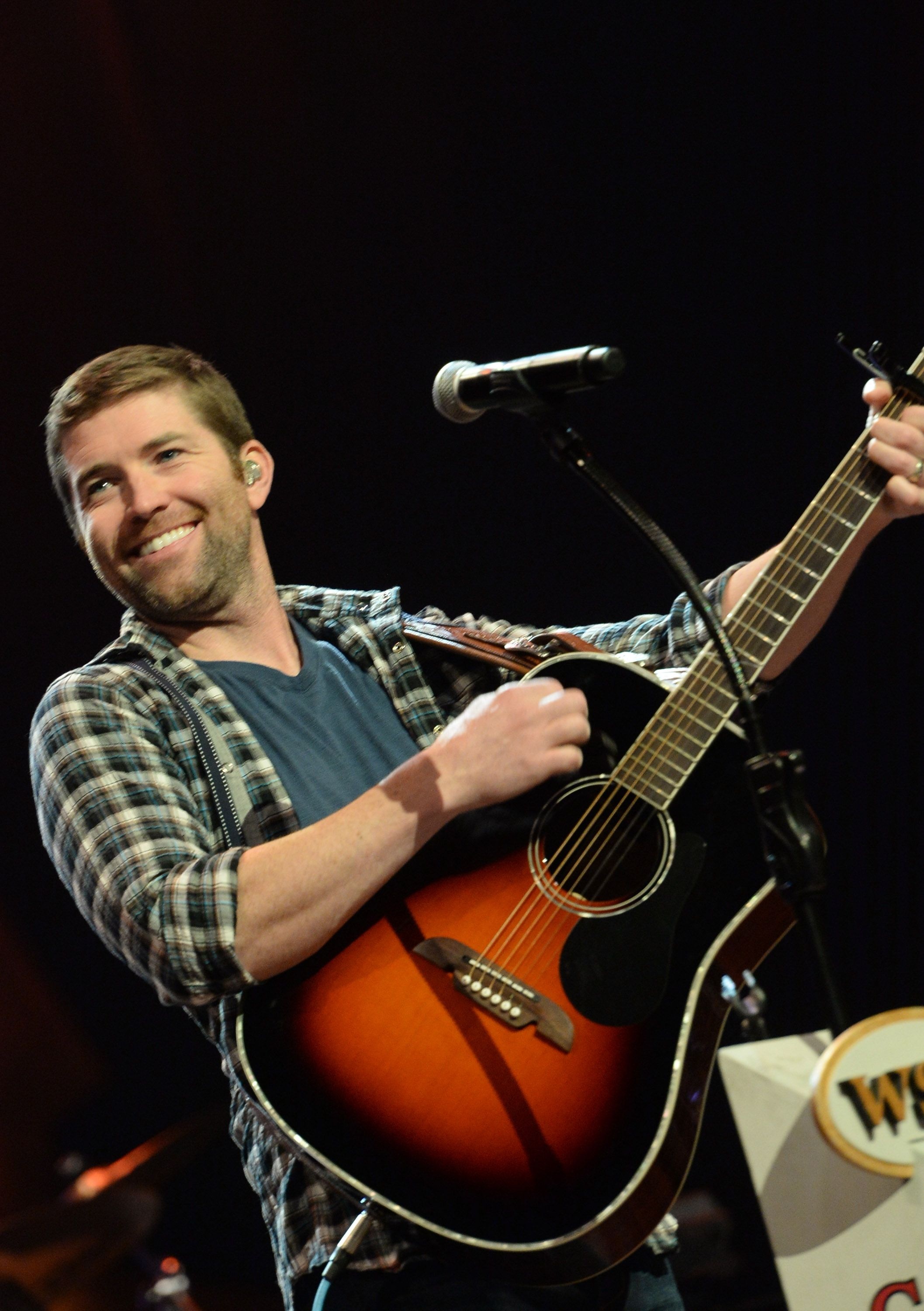 Josh Turner, Teaching music history, Sons' musical education, 2120x3000 HD Phone