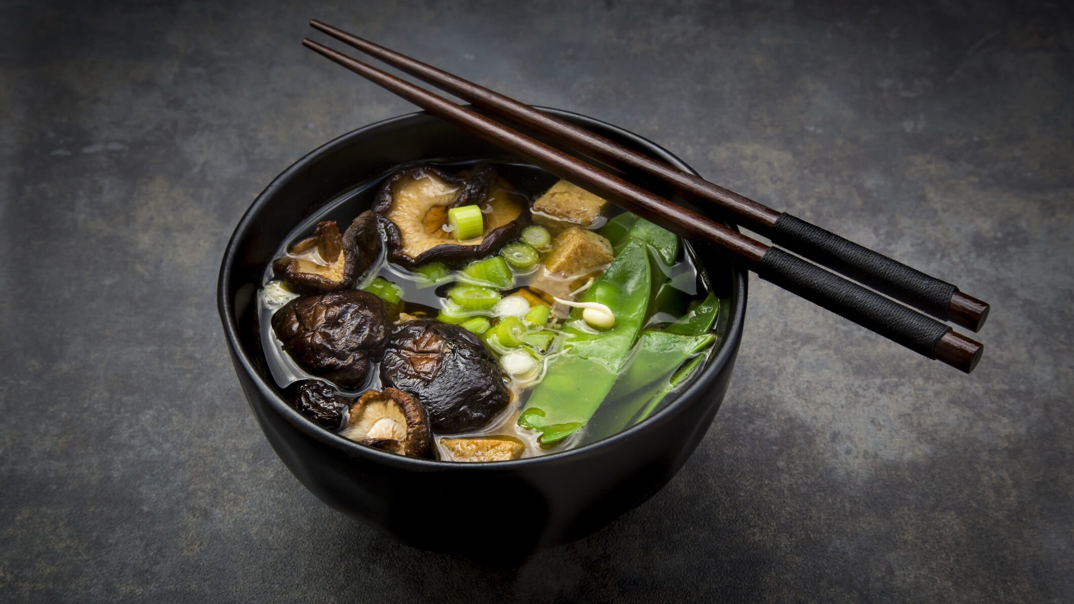 Miso suppe, Zuckerschoten, Eat club, Shiitake pilzen, 2130x1200 HD Desktop