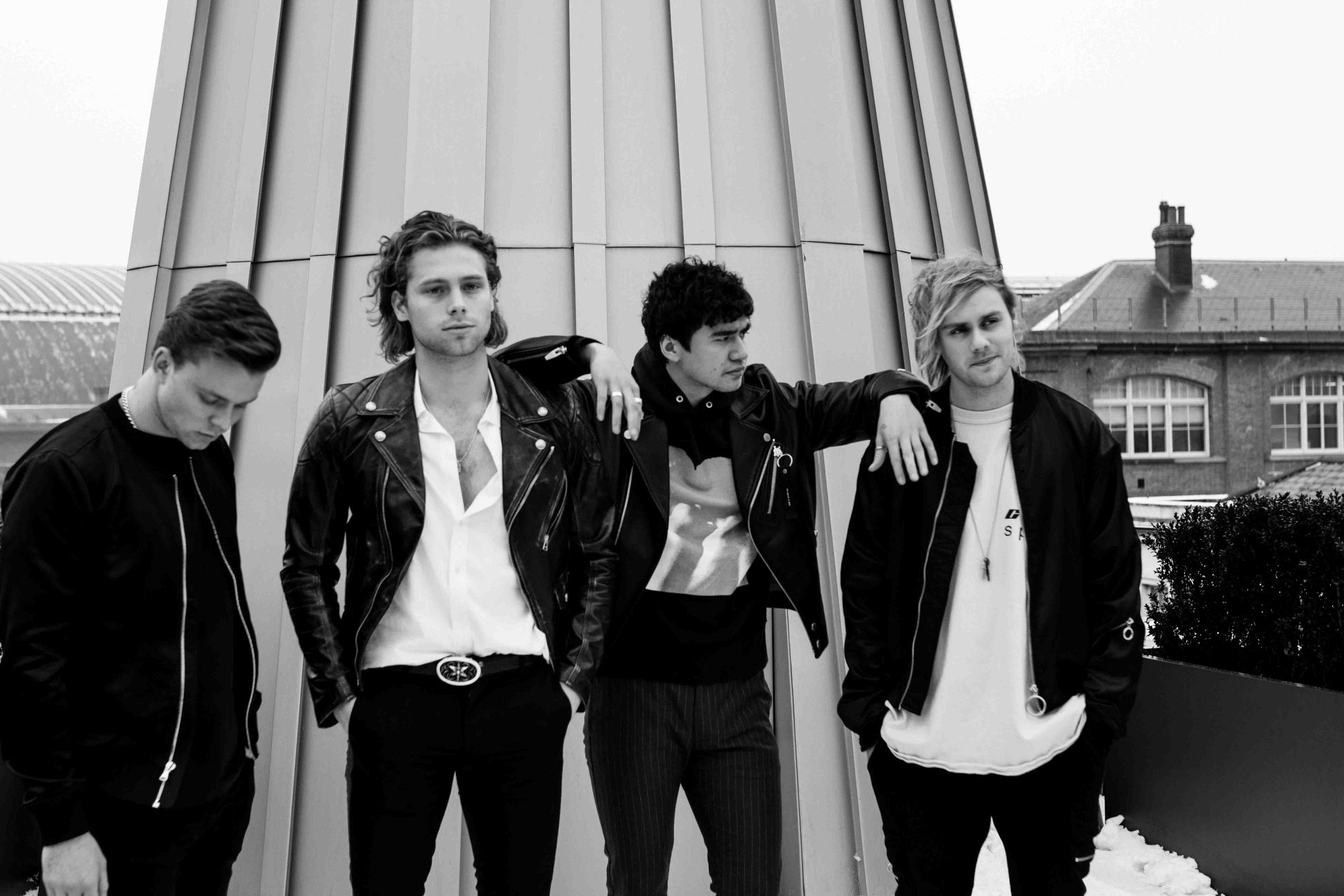 5 Seconds of Summer, European tour, Music band, Fan experience, 1950x1300 HD Desktop