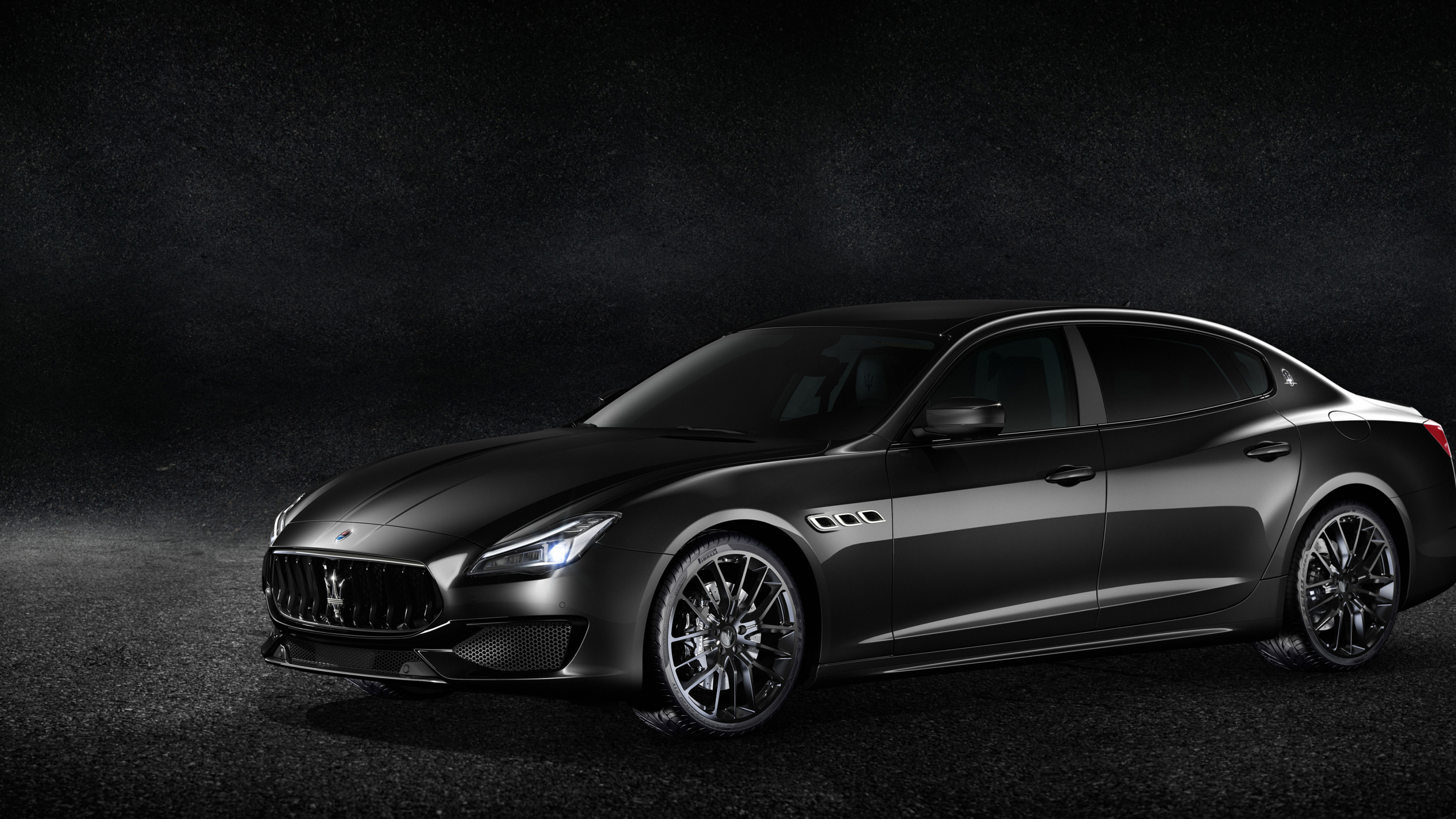 Maserati Quattroporte, Nerissimo edition, 2018 model, Luxury car, 3840x2160 4K Desktop