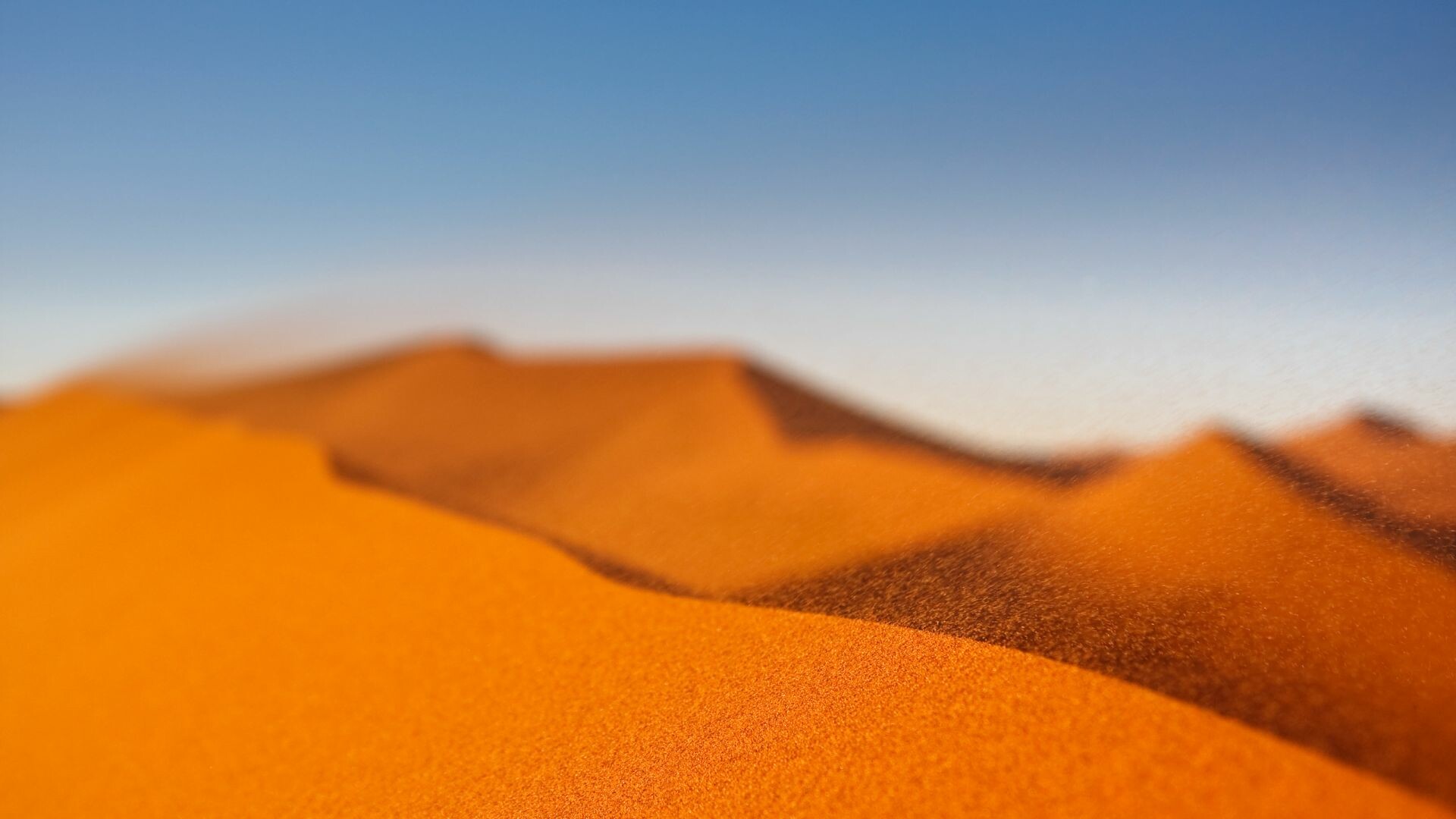 Blurry portrait wallpaper, Sand desert vibe, Dreamy background, Mesmerizing beauty, 1920x1080 Full HD Desktop