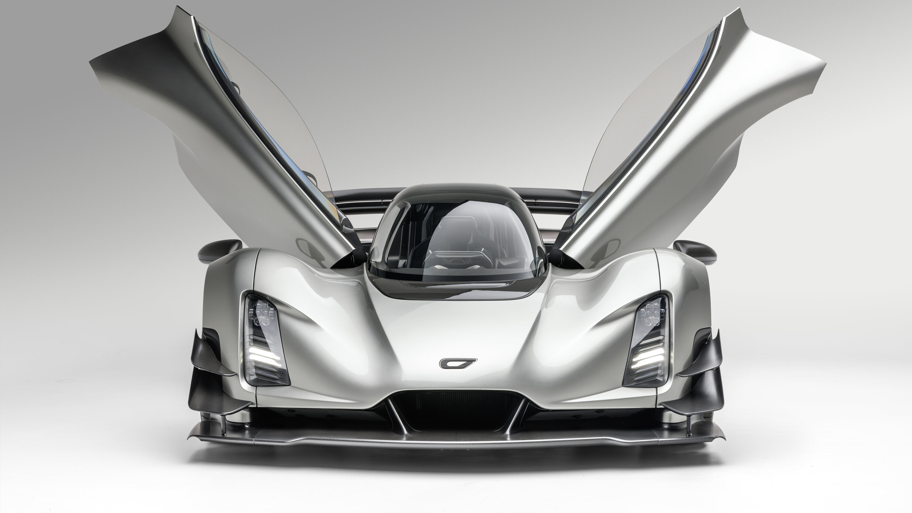 Czinger 21C, open dihedral doors, white studio backdrop, HD Desktop wallpaper
