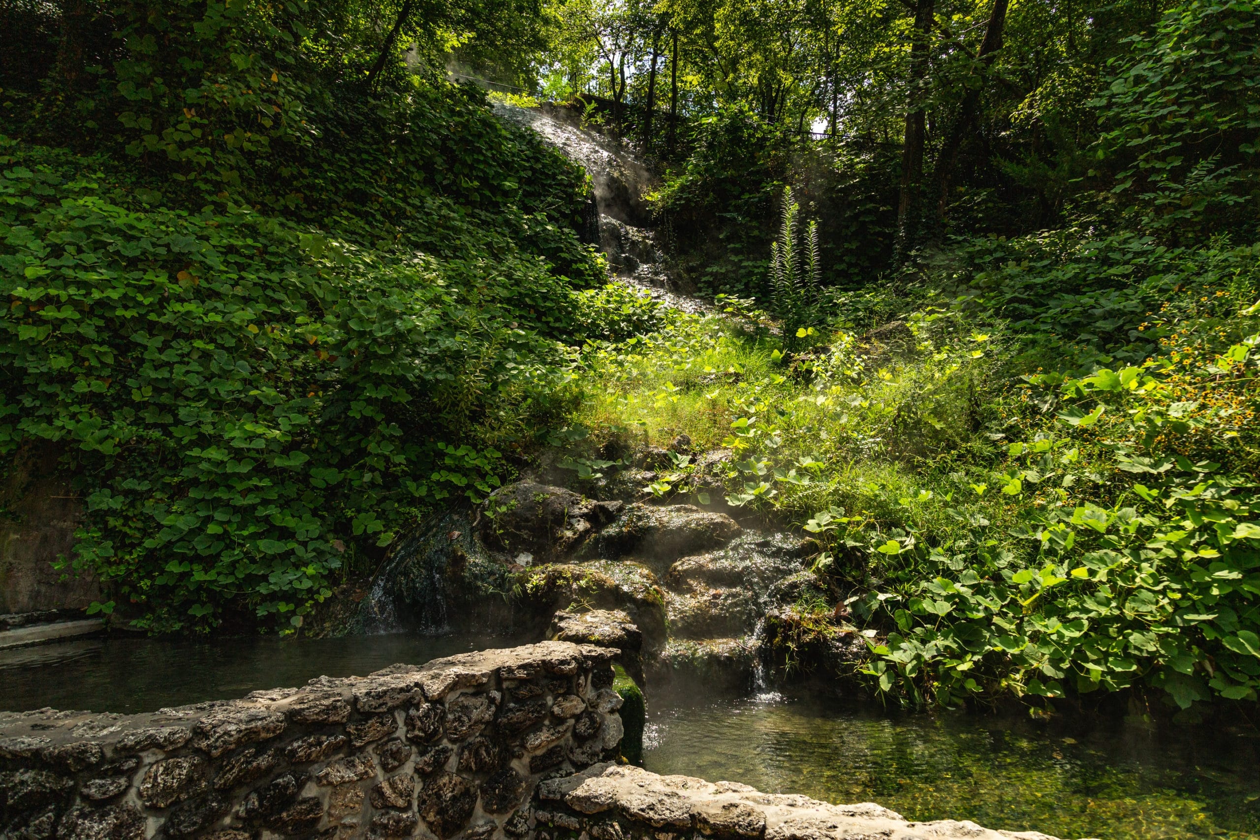 Hot Springs National Park, Healing thermal waters, Arkansas nature, Outdoor exploration, 2560x1710 HD Desktop