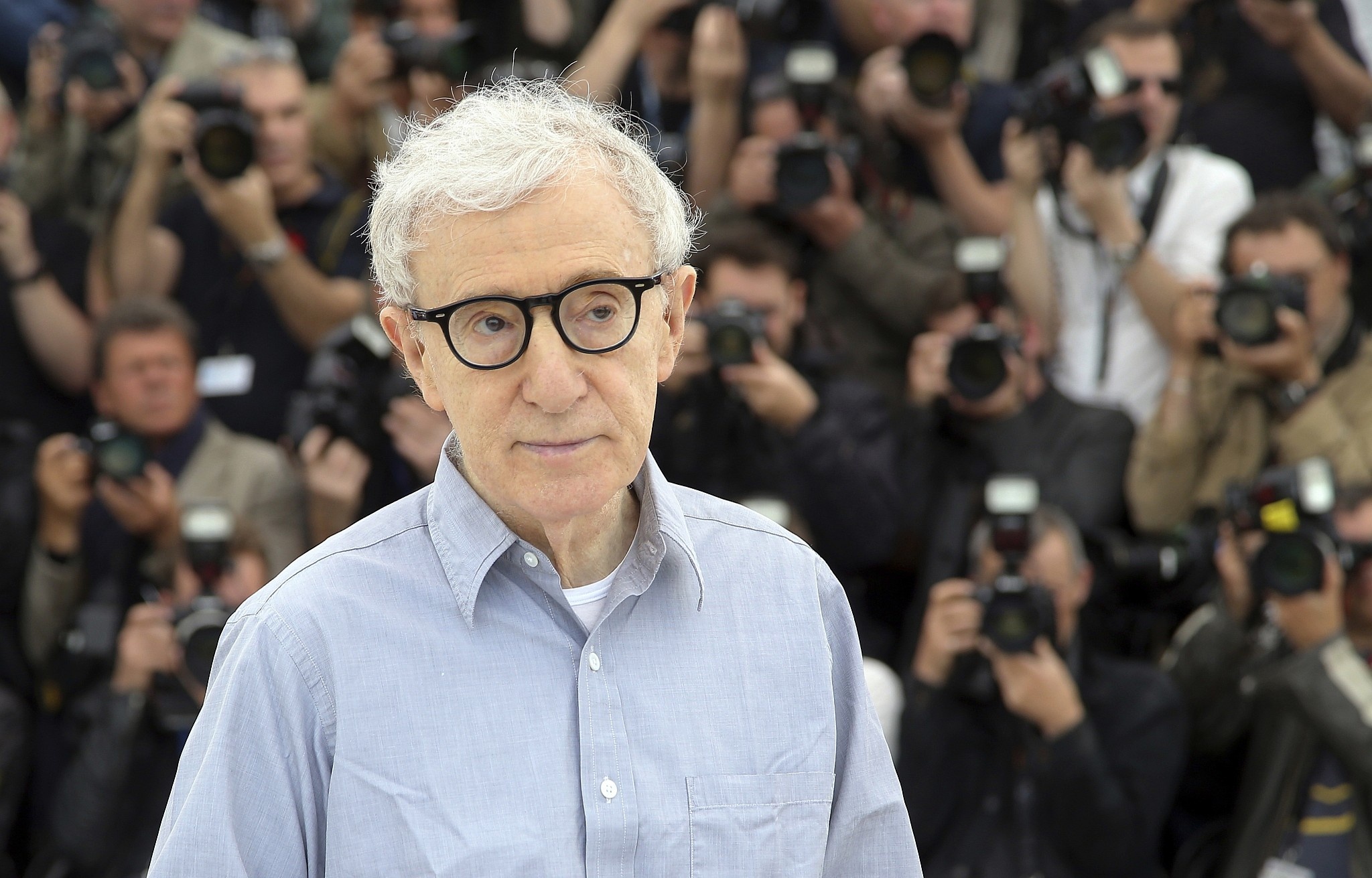 Woody Allen, Former teen model, Eight-year relationship, Allen and Mia Farrow, 2050x1320 HD Desktop