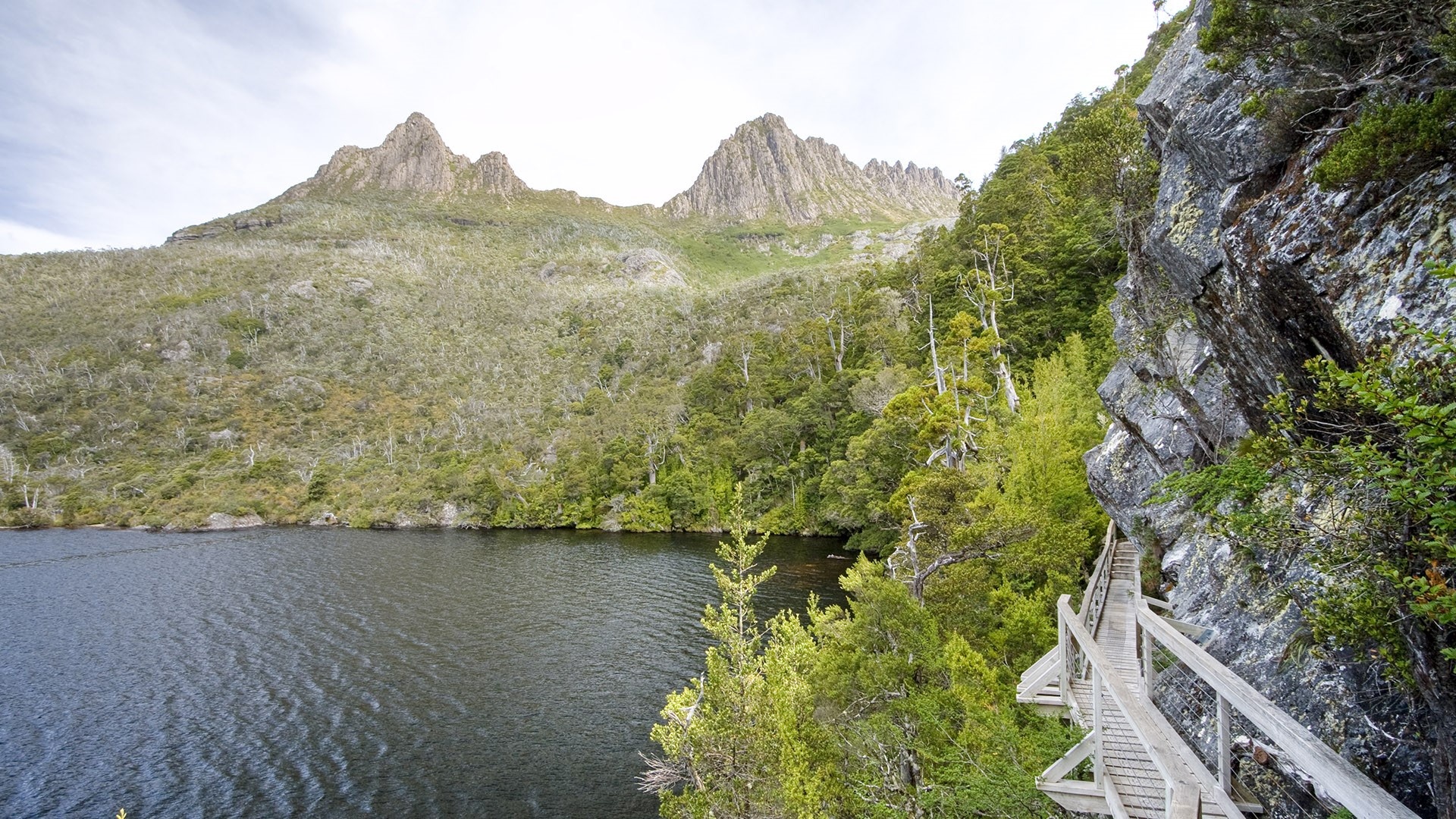 Lake Saint Clair, Dove Lake, Cradle Mountain, Tasmania, 1920x1080 Full HD Desktop