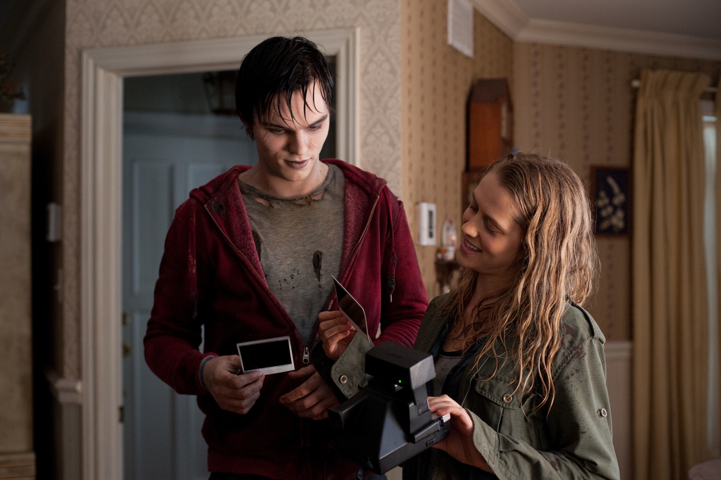 Warm Bodies wallpapers, HQ resolution, Cinematic stills, High-quality 4K wallpapers, 2500x1670 HD Desktop