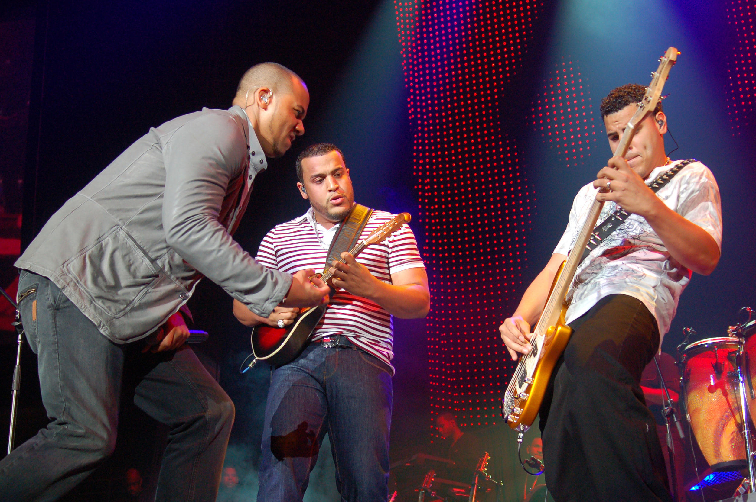 Aventura band, Natrice Miller, Photojournalism spotlight, 2500x1670 HD Desktop