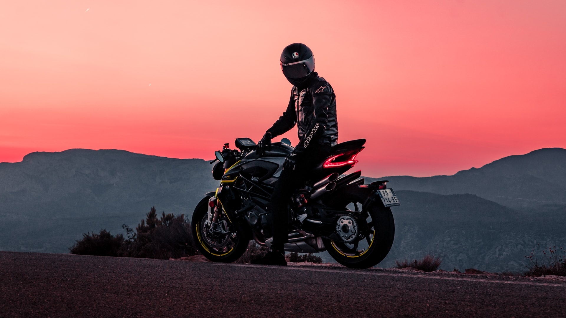 MV Agusta Brutale 1000, Auto sanchez jose, Exquisite craftsmanship, Timeless beauty, 1920x1080 Full HD Desktop
