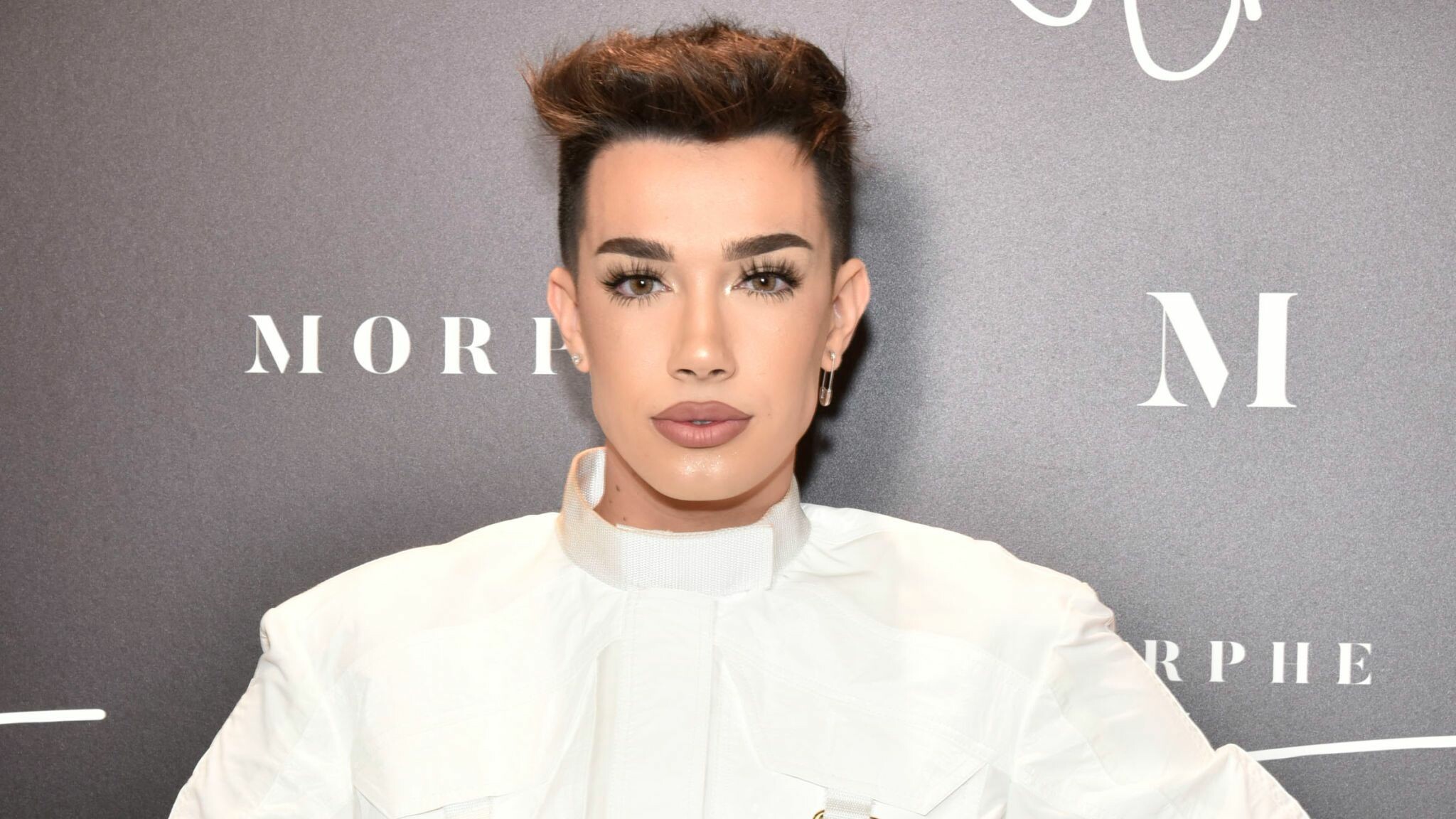 Surprising facts, James Charles, Lovelytab, Celeb wallpapers, 2050x1160 HD Desktop