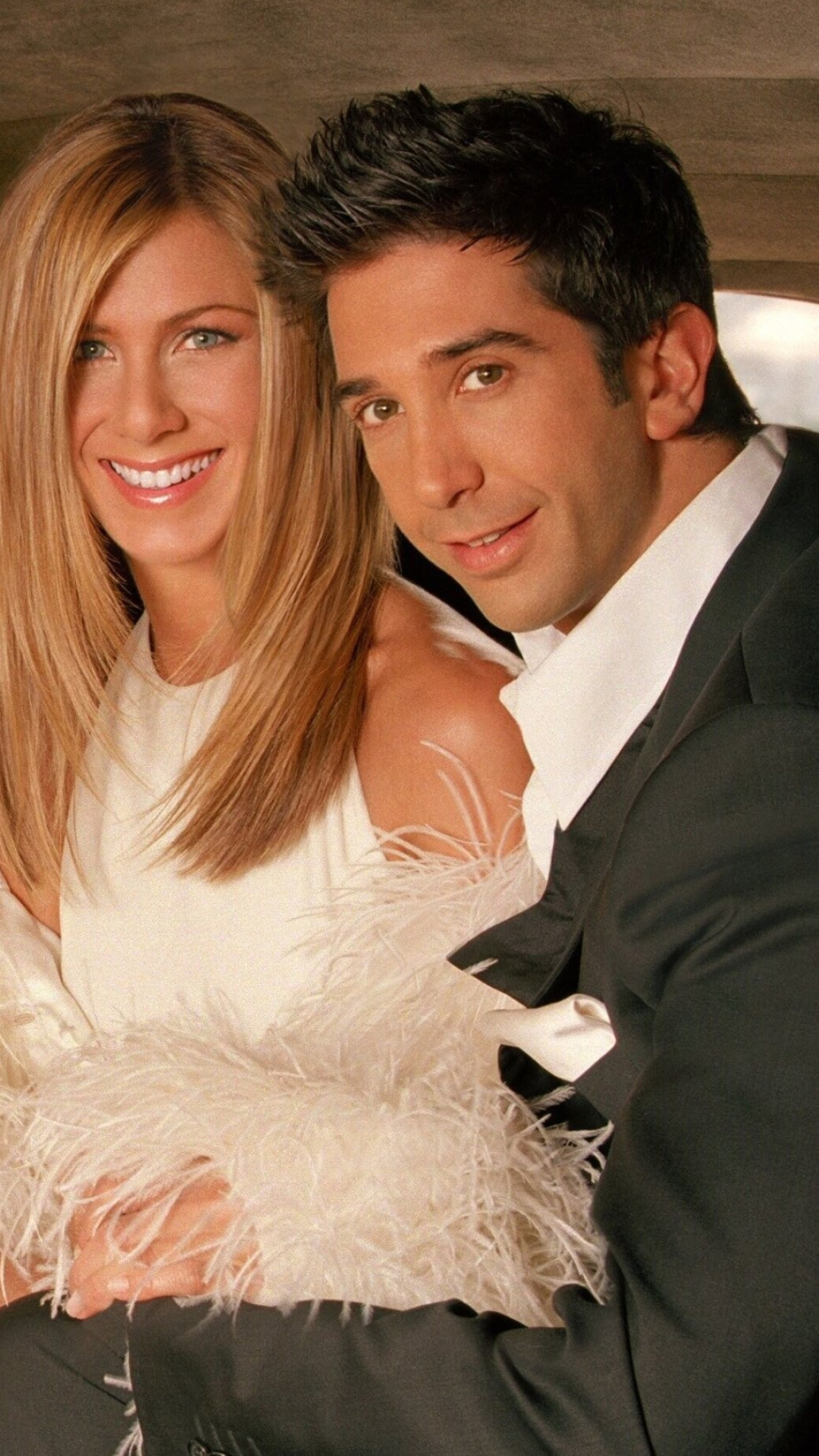 Rachel Green from Friends, TV show Friends, Classic sitcom, Memorable moments, 1080x1920 Full HD Phone