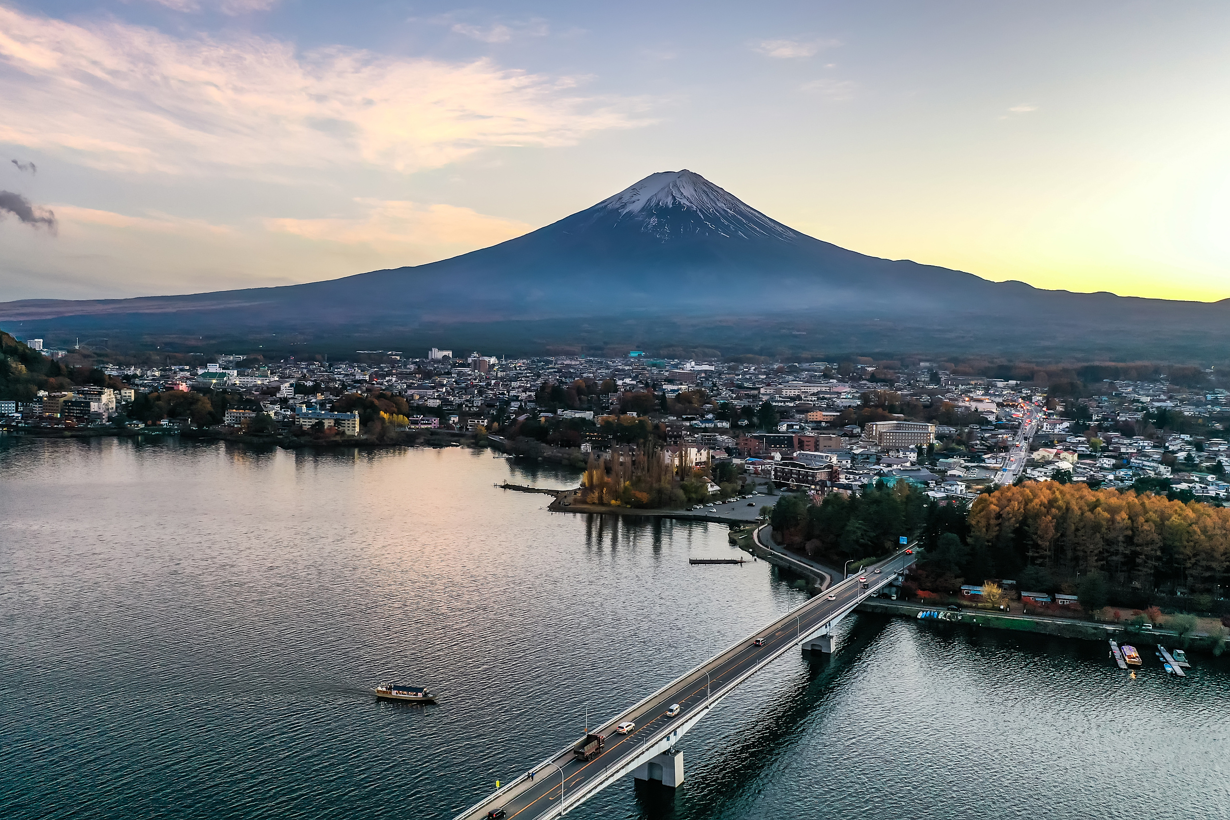 Mayon Volcano, Philippines, Travels, Attraction reviews, 2500x1670 HD Desktop