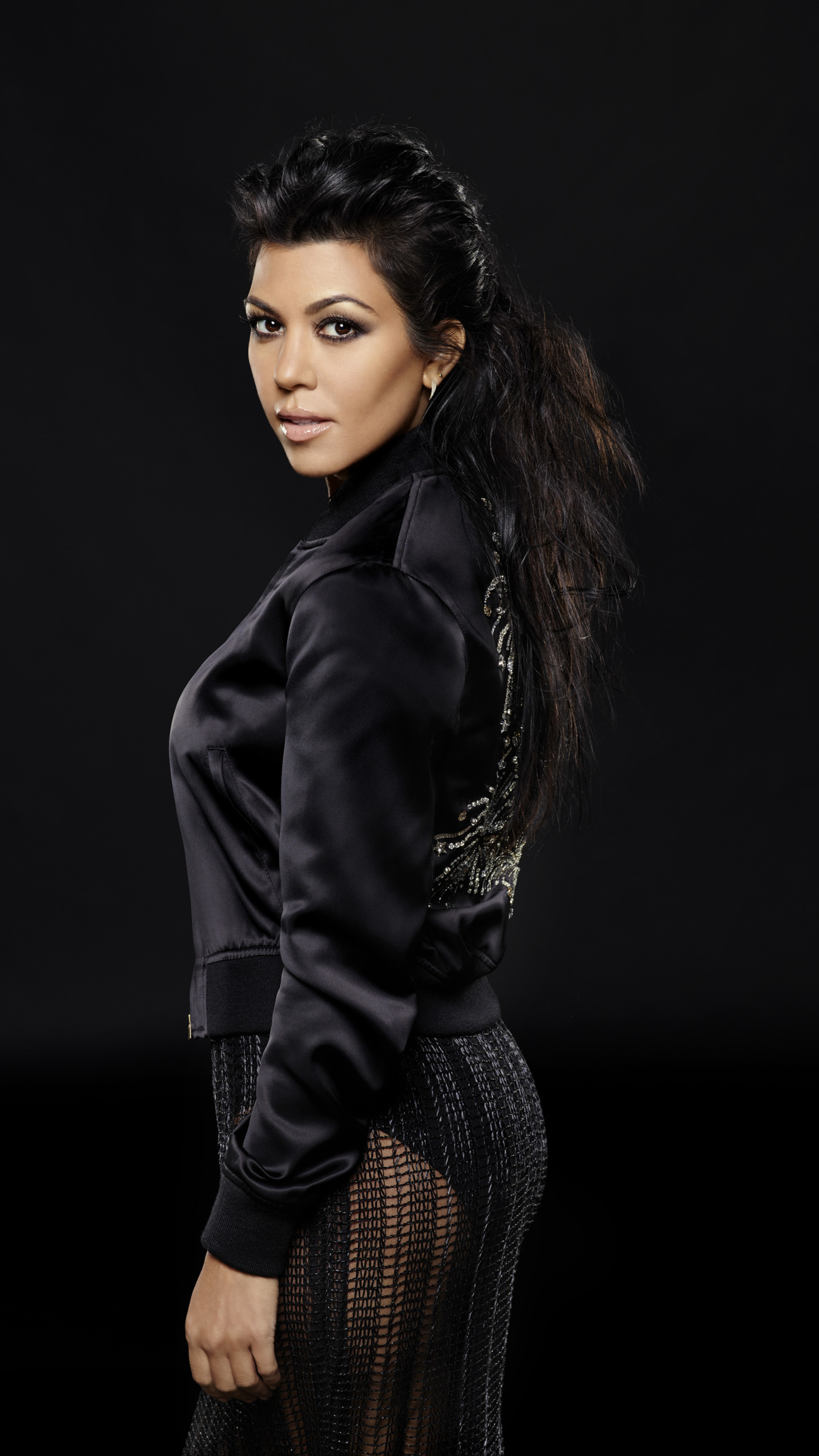 Keeping Up With the Kardashians, TV Shows, Kourtney Kardashian, Sony Xperia, 2160x3840 4K Phone