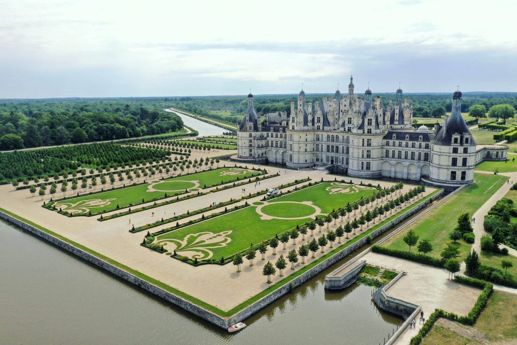 Chateau De Chambord, Visiting the castle, Travel, 2200x1470 HD Desktop