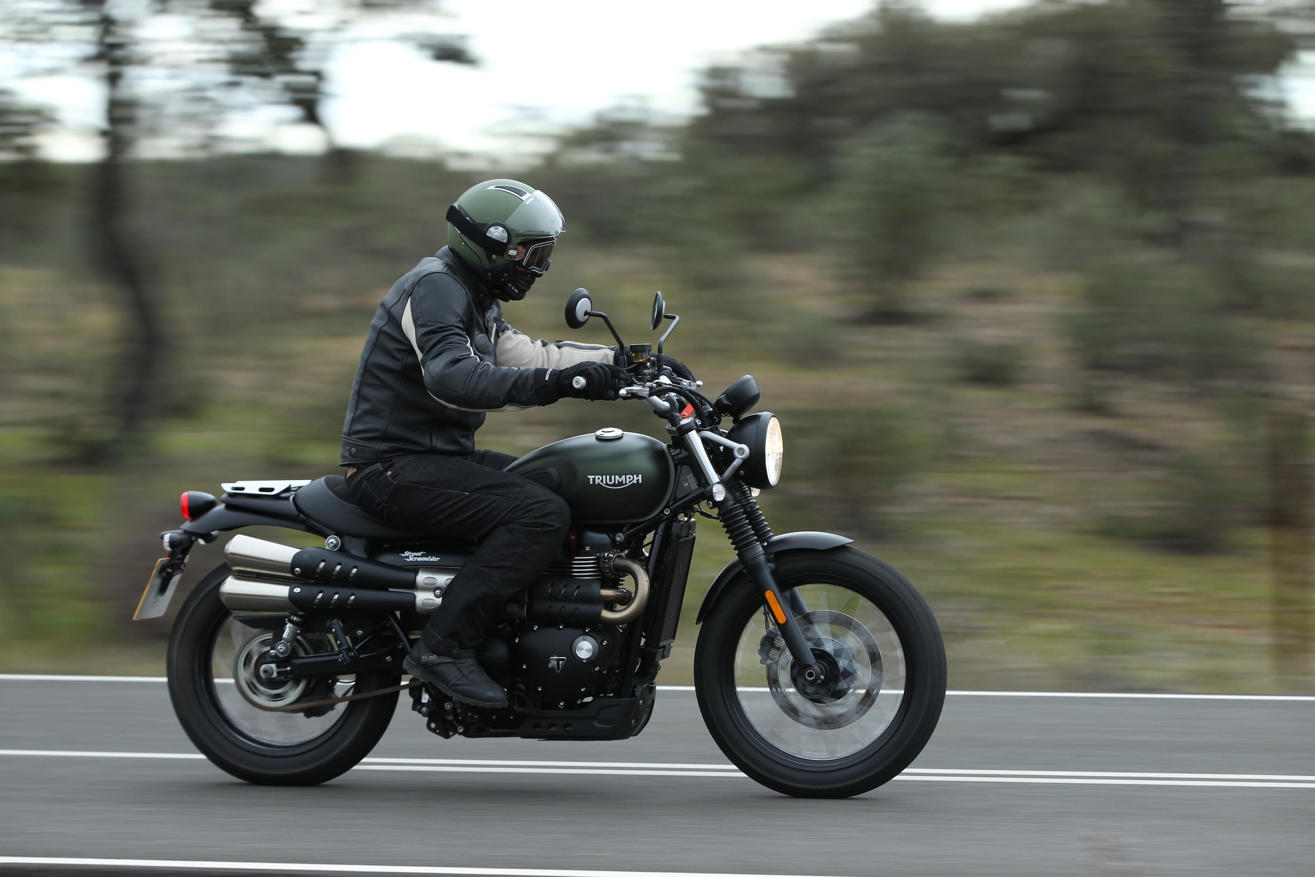 Triumph Street Scrambler, Triumph, Fascino Si Fonde, Guidare Foto, 2560x1710 HD Desktop