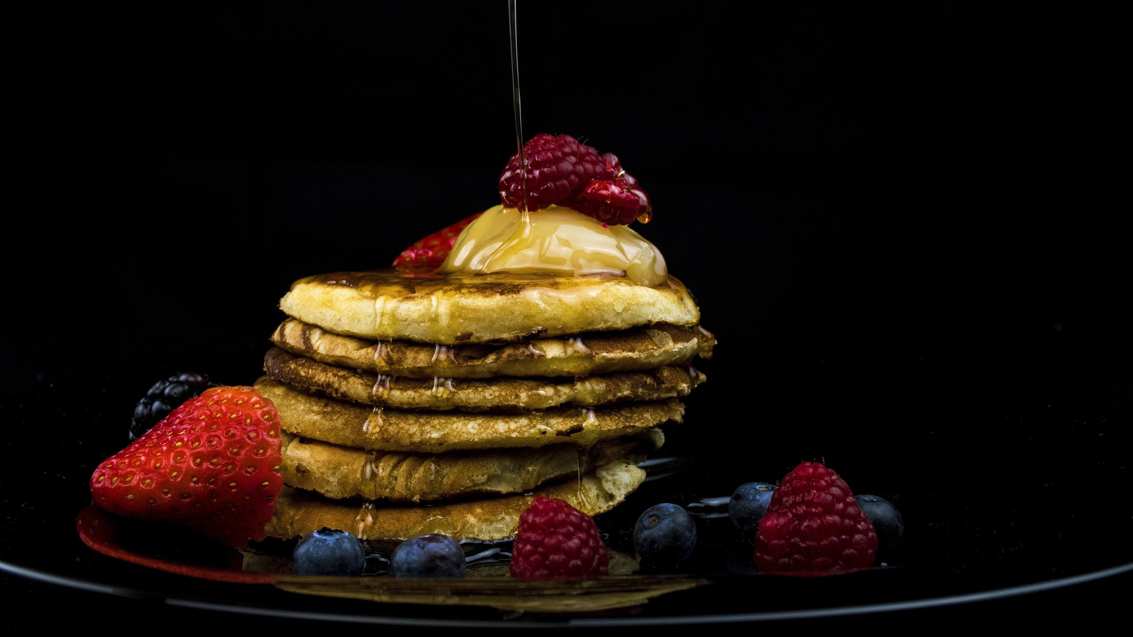 Fruit pancakes, Raspberries and strawberries, Sweet dessert, High-resolution wallpaper, 3840x2160 4K Desktop