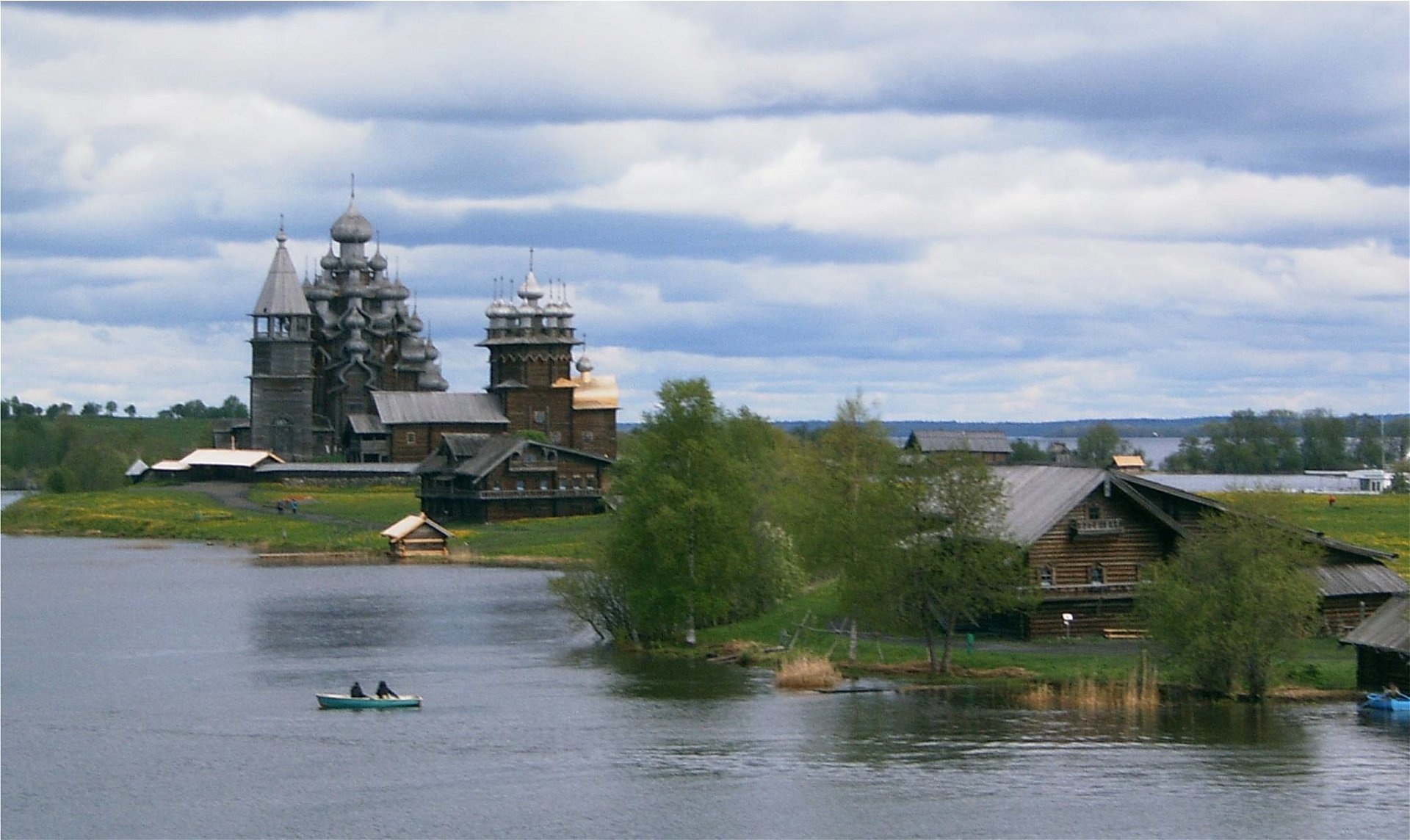 Onega Lake, Travel guide, Must-visit attractions, Nature's retreat, 1920x1150 HD Desktop