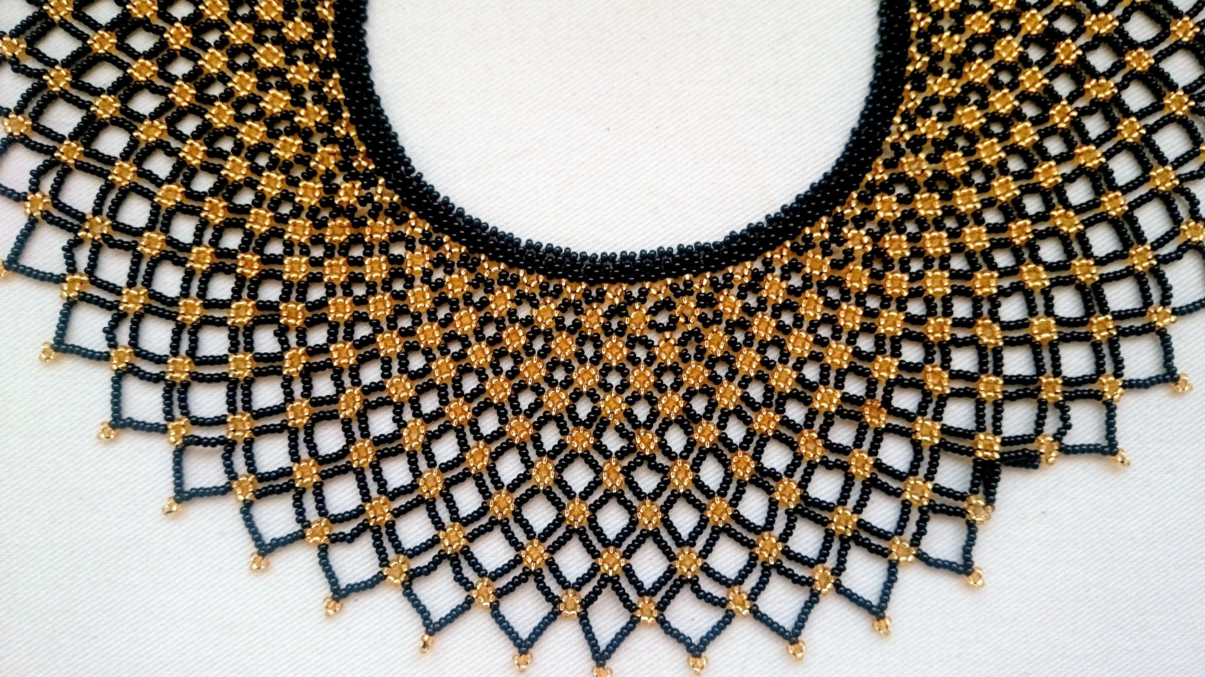 Collar, Beadwork Wallpaper, 3840x2160 4K Desktop