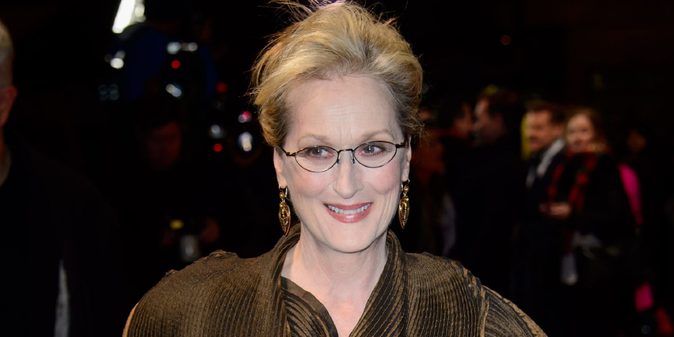 Meryl Streep, Elegant wallpapers, Meryl Streep photos, Desktop and phone, 2160x1080 Dual Screen Desktop