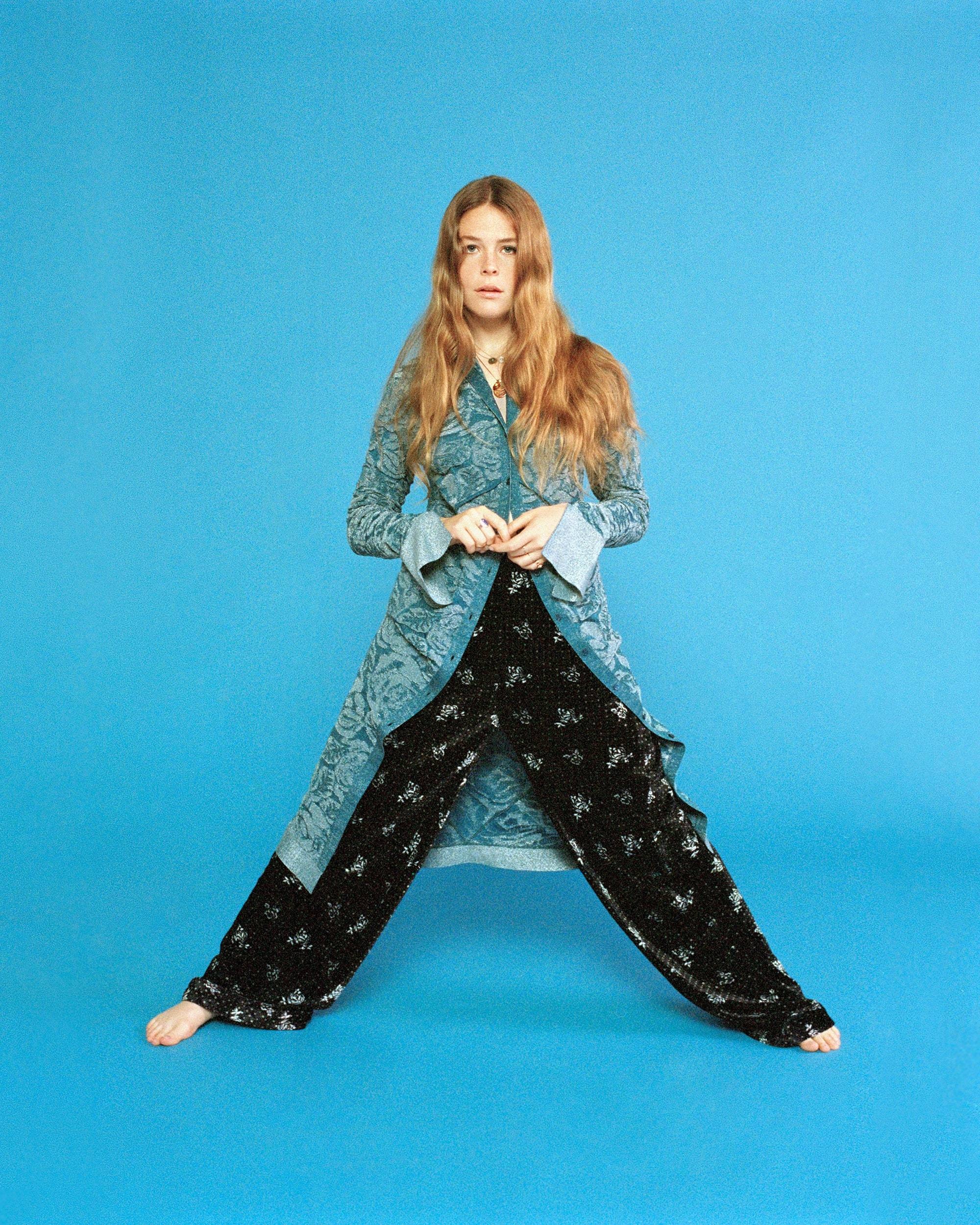 Maggie Rogers' feet, WikiFeet, Music, 2000x2500 HD Phone