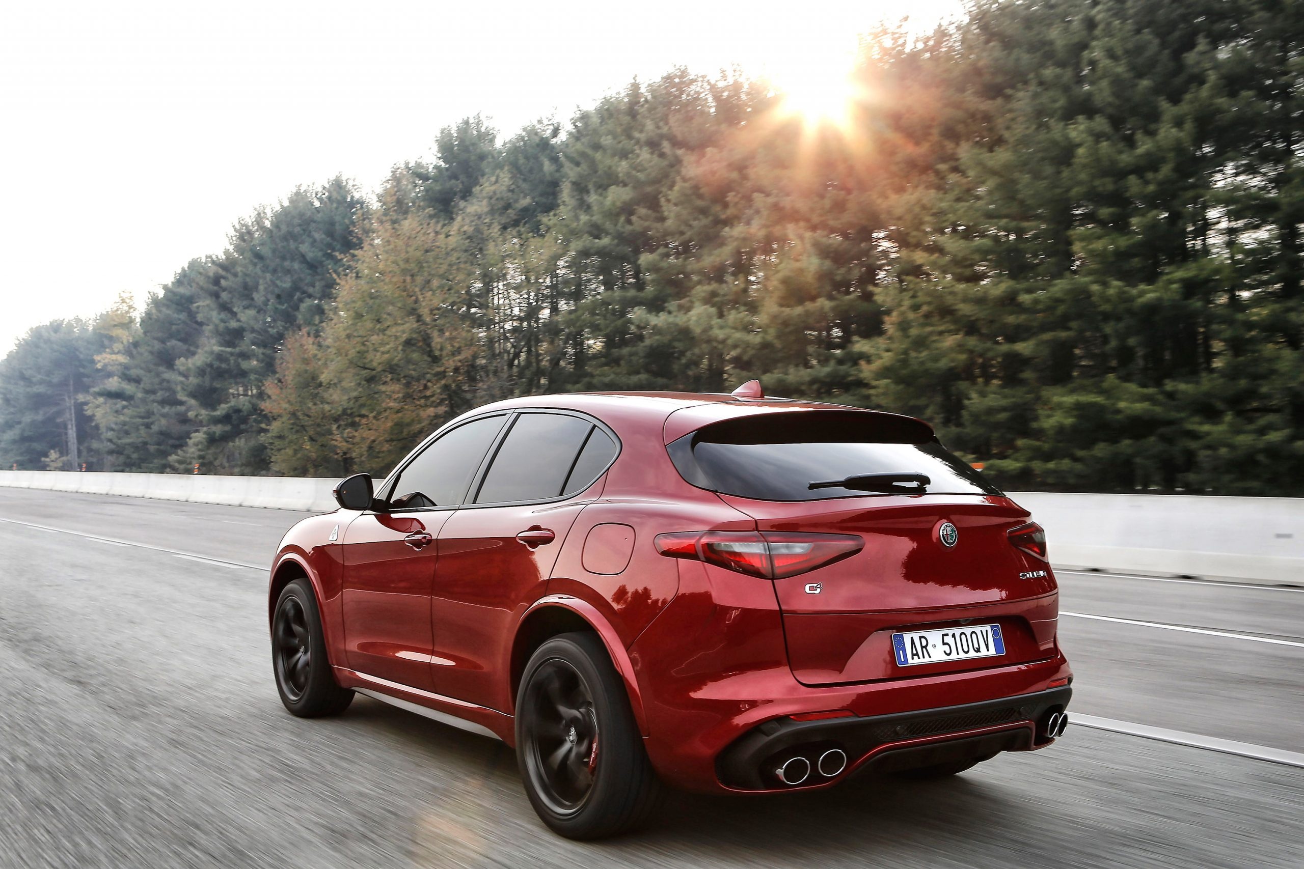 Alfa Romeo Stelvio, Quadrifoglio edition, HD wallpaper, 2560x1710 HD Desktop