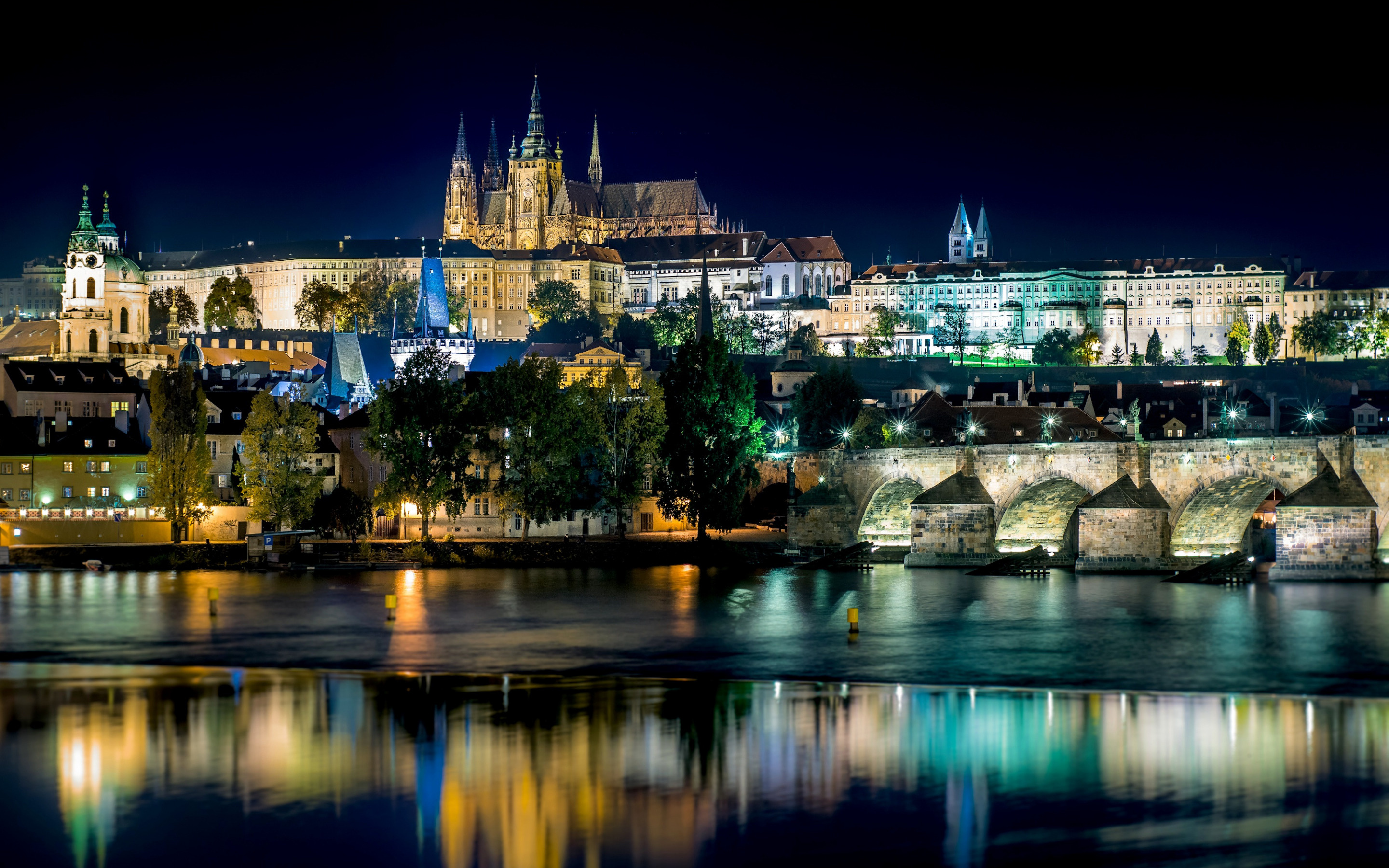 Prague Castle, Prague Wallpaper, 2880x1800 HD Desktop