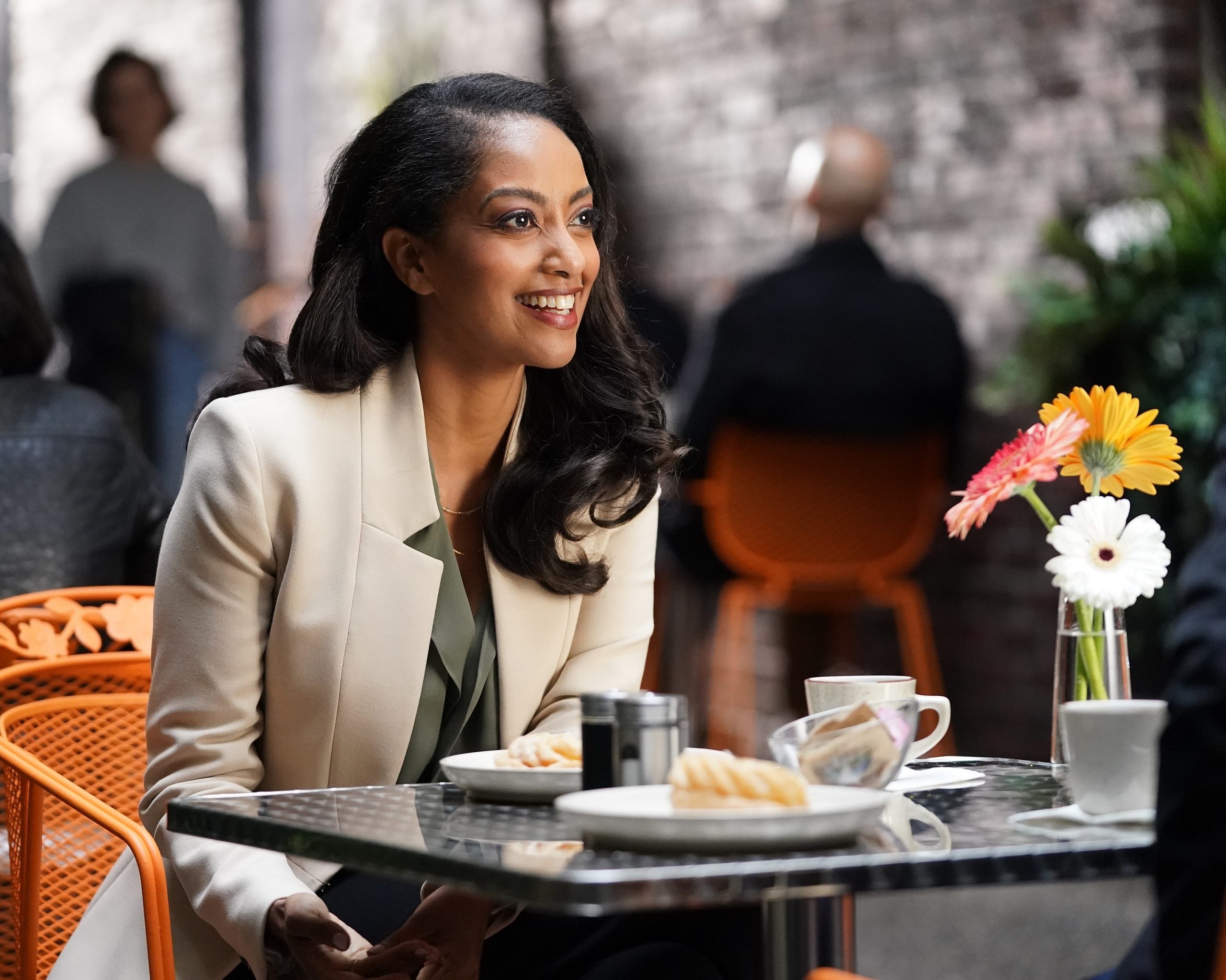 A Million Little Things, TV series, New guest stars, Shake things up, 2560x2050 HD Desktop