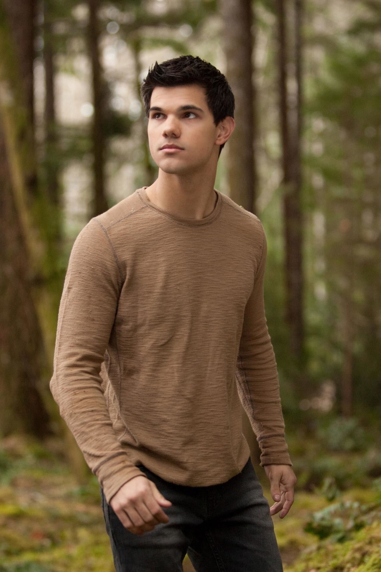 Jacob Black, Twilight movies, Taylor Lautner, Werewolf, 1280x1920 HD Phone