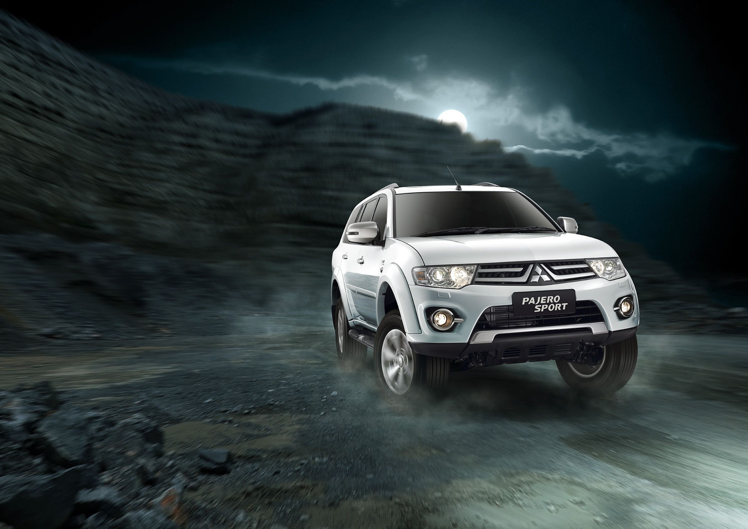 2008 Model, Mitsubishi Pajero Wallpaper, 2380x1690 HD Desktop