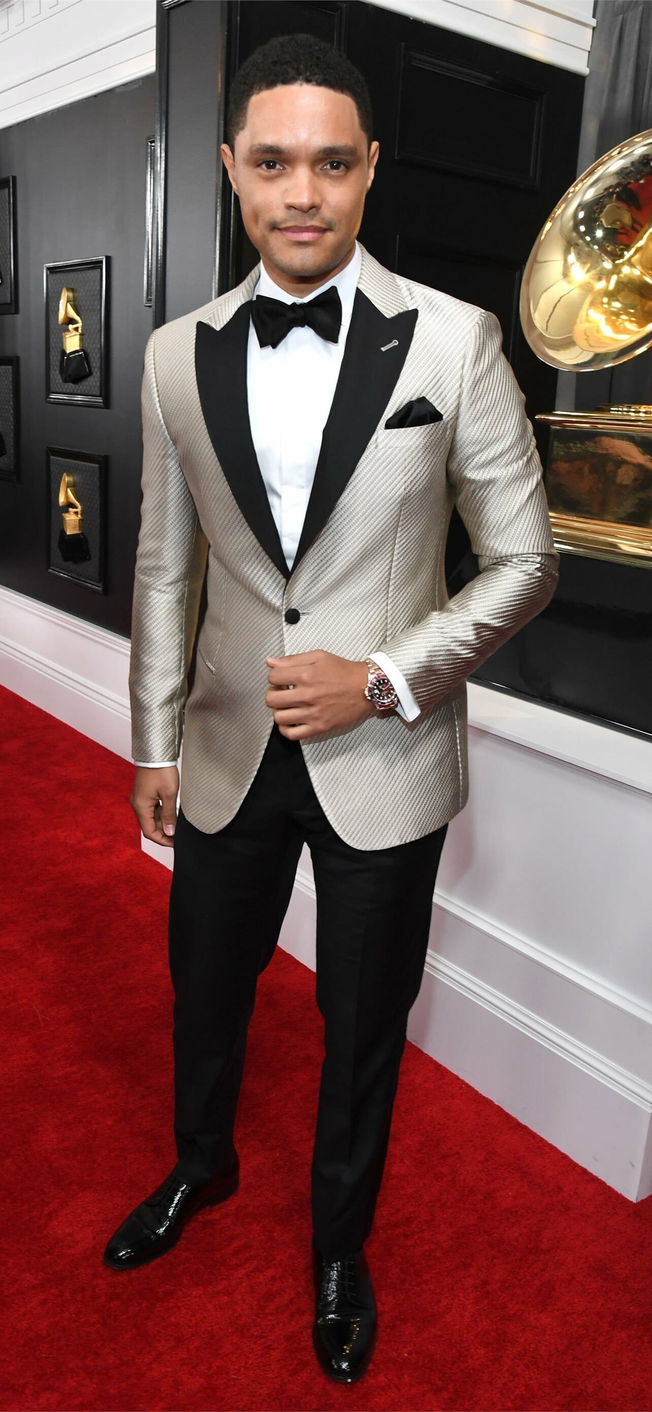 Trevor Noah, Grammys Wallpaper, 1290x2780 HD Phone