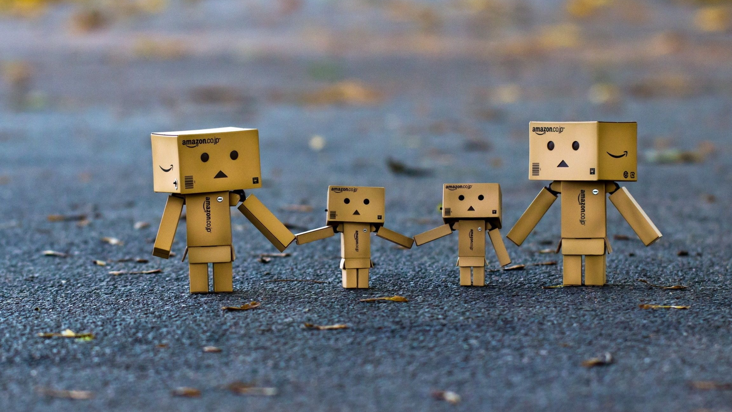 Danbo, Family Wallpaper, 2560x1440 HD Desktop