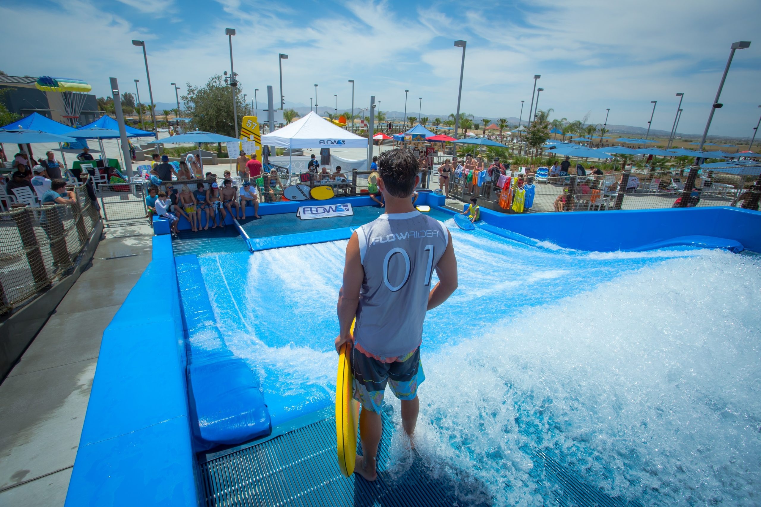 Drop Zone waterpark, Flowrider ultimate surf, San Diego CA, Thrilling, 2560x1710 HD Desktop